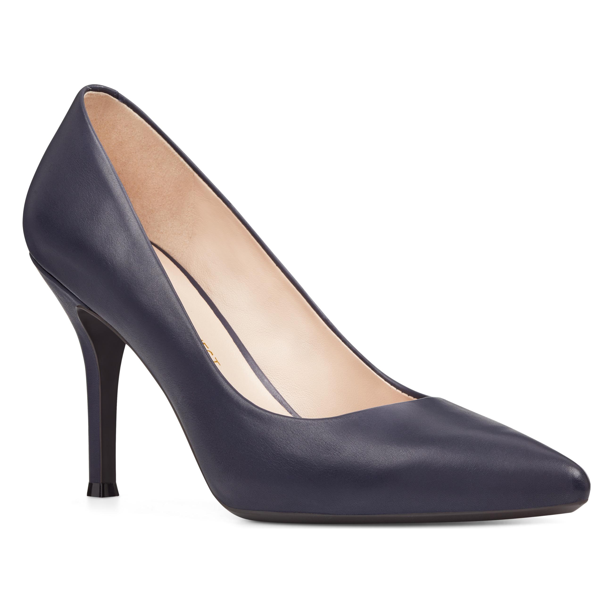 Nine West Emmala Pointy Toe Pumps in French Navy Leather (Blue) - Lyst