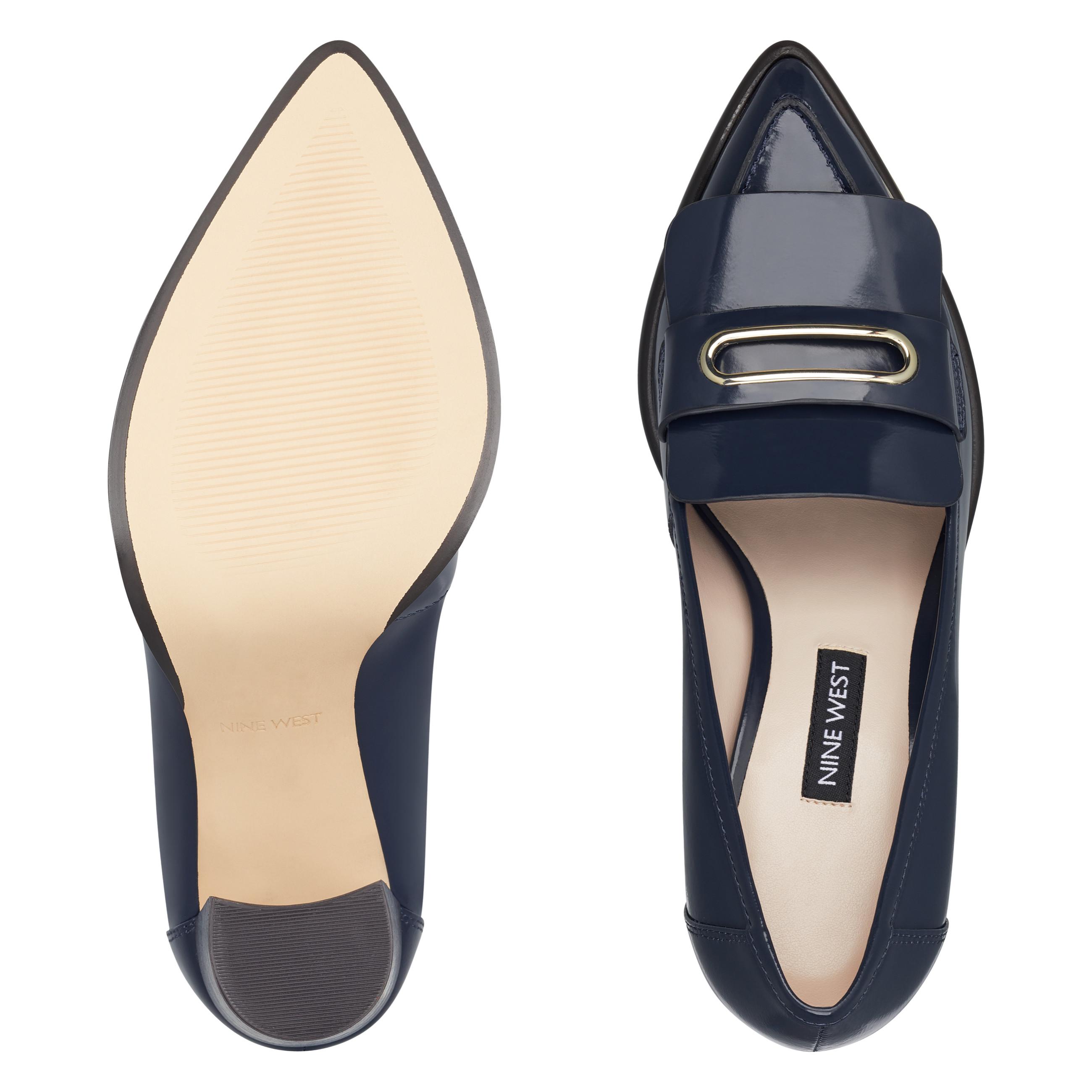 Zoro Block Heeled Pumps in Navy Patent 