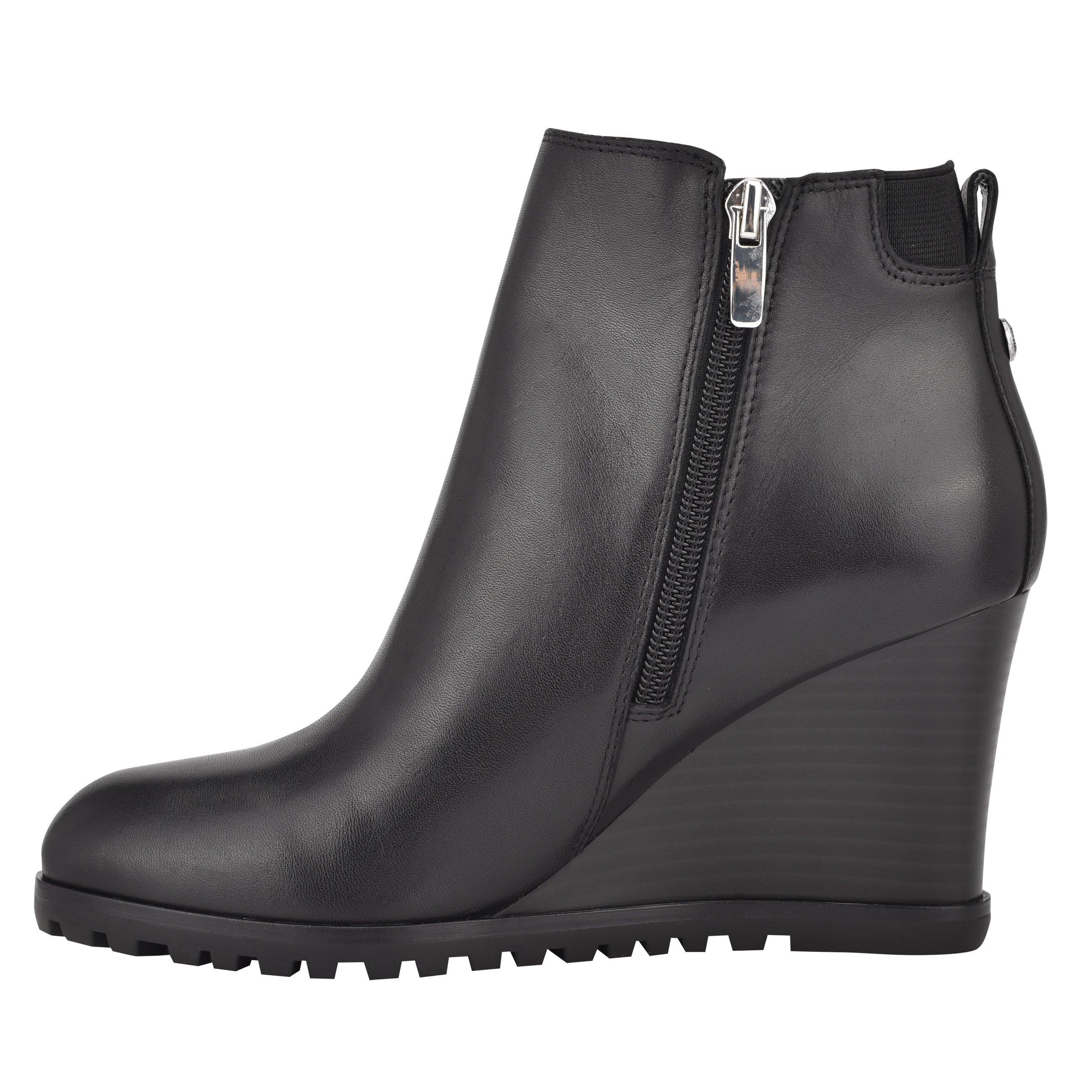 nine west curtis wedge booties