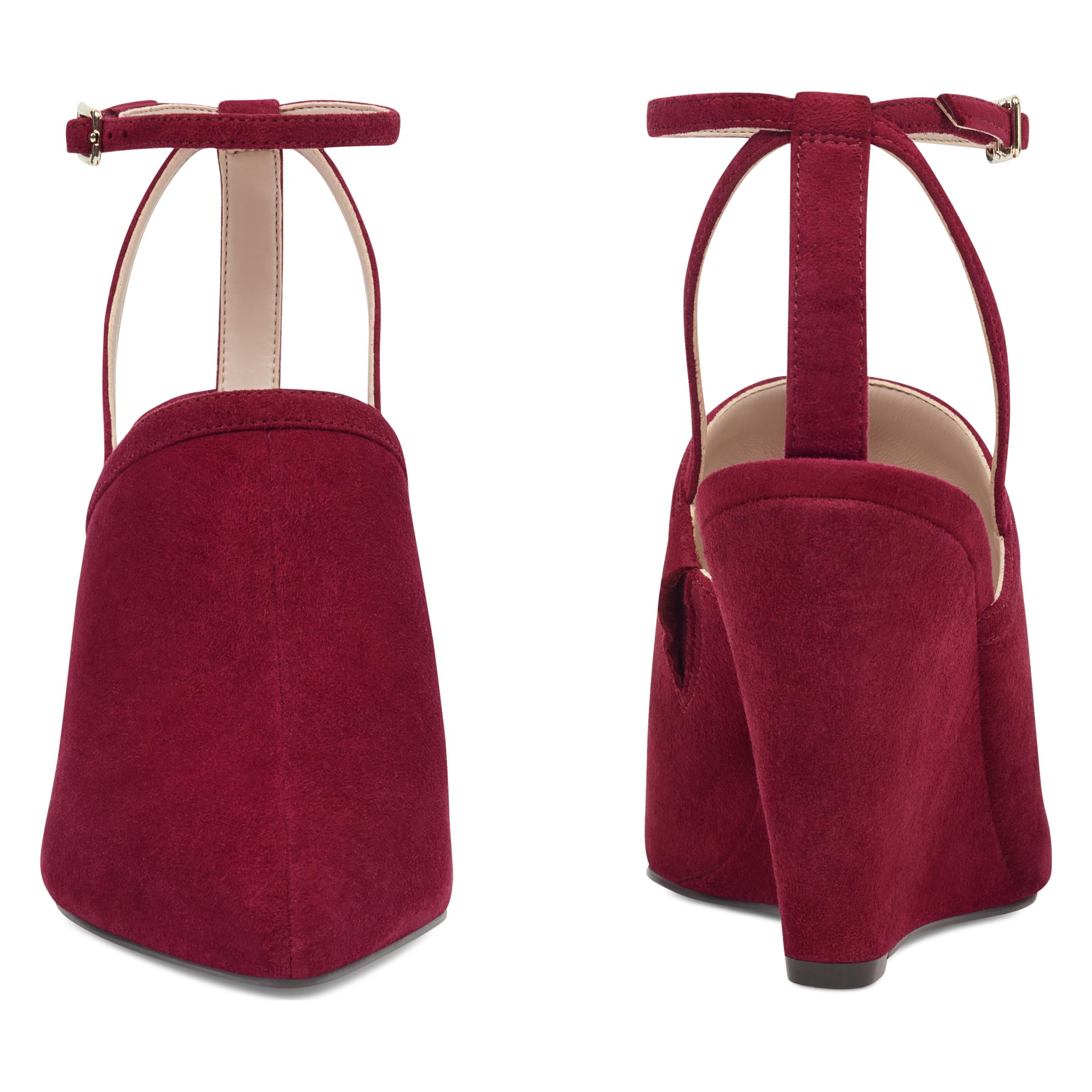 vachya pointy toe wedge pumps