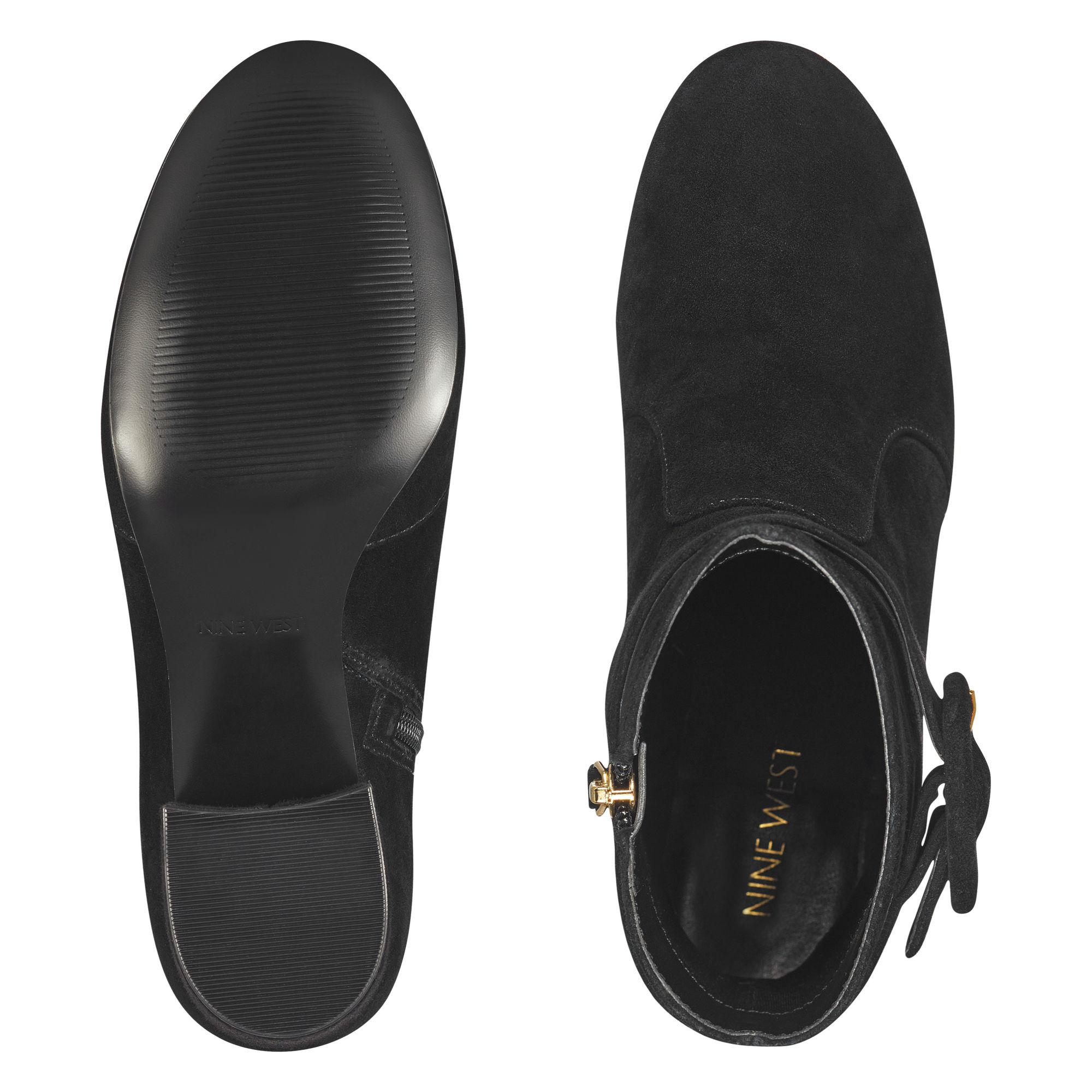 nine west quilby bootie