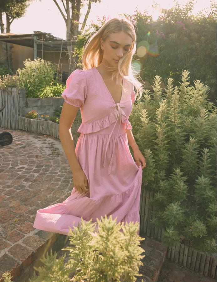 Nobody's Child Ruffle Tiered Katie Midi Dress in Pink | Lyst UK
