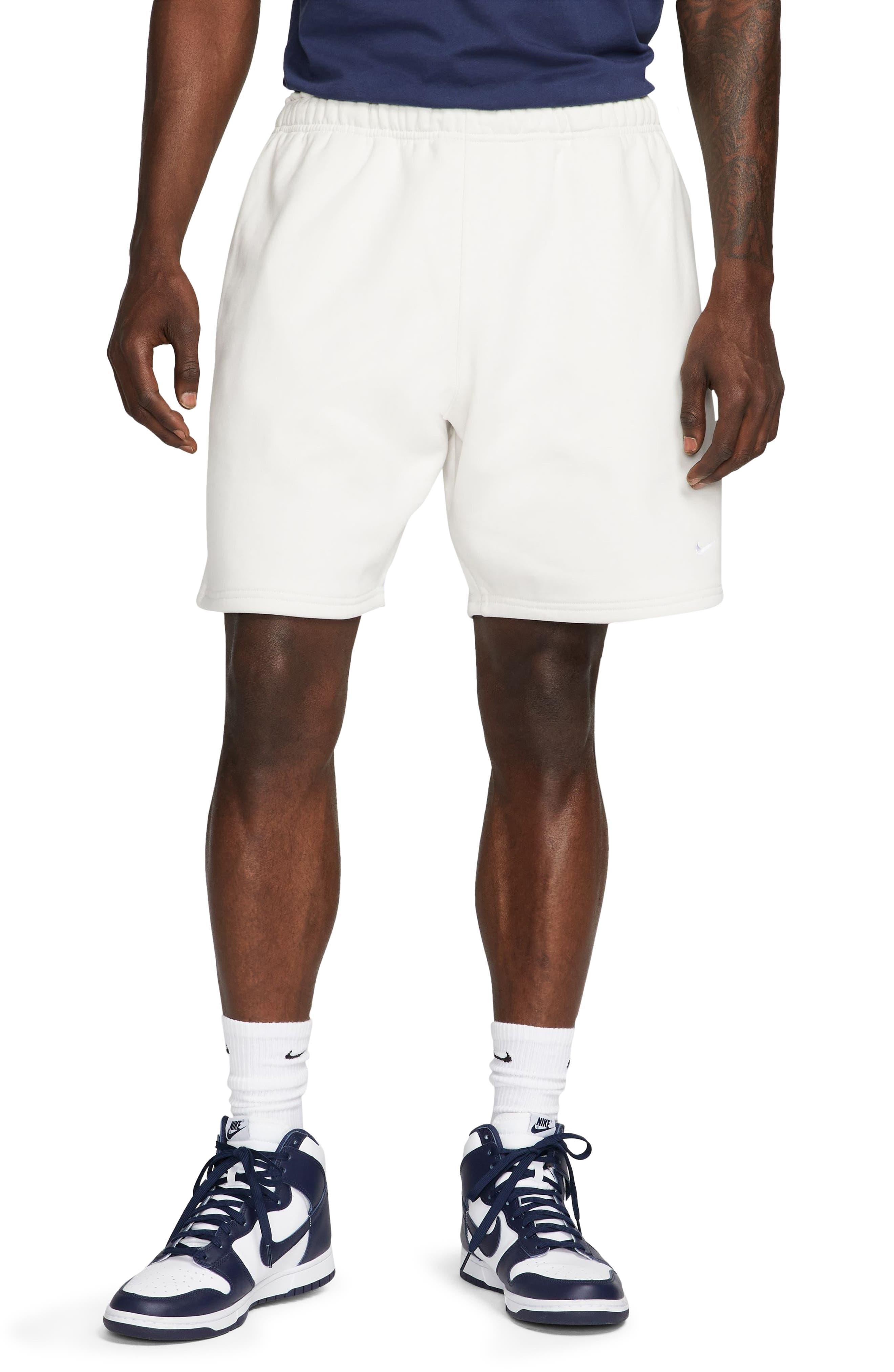 Nike Gender Inclusive Solo Swoosh Fleece Shorts in White | Lyst