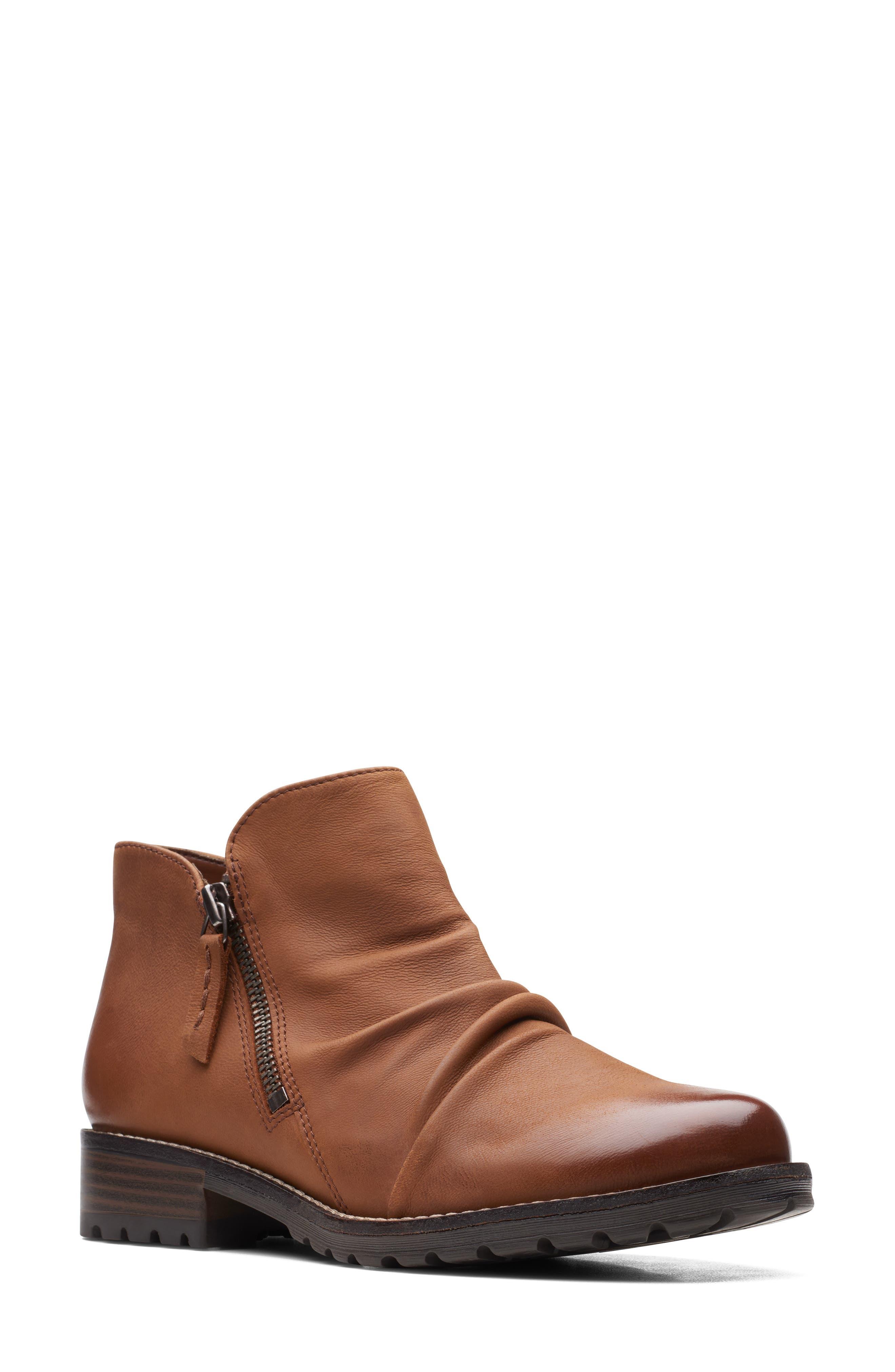 Clarks Clarks(r) Clarkwell Zip Ankle Bootie in Brown Lyst
