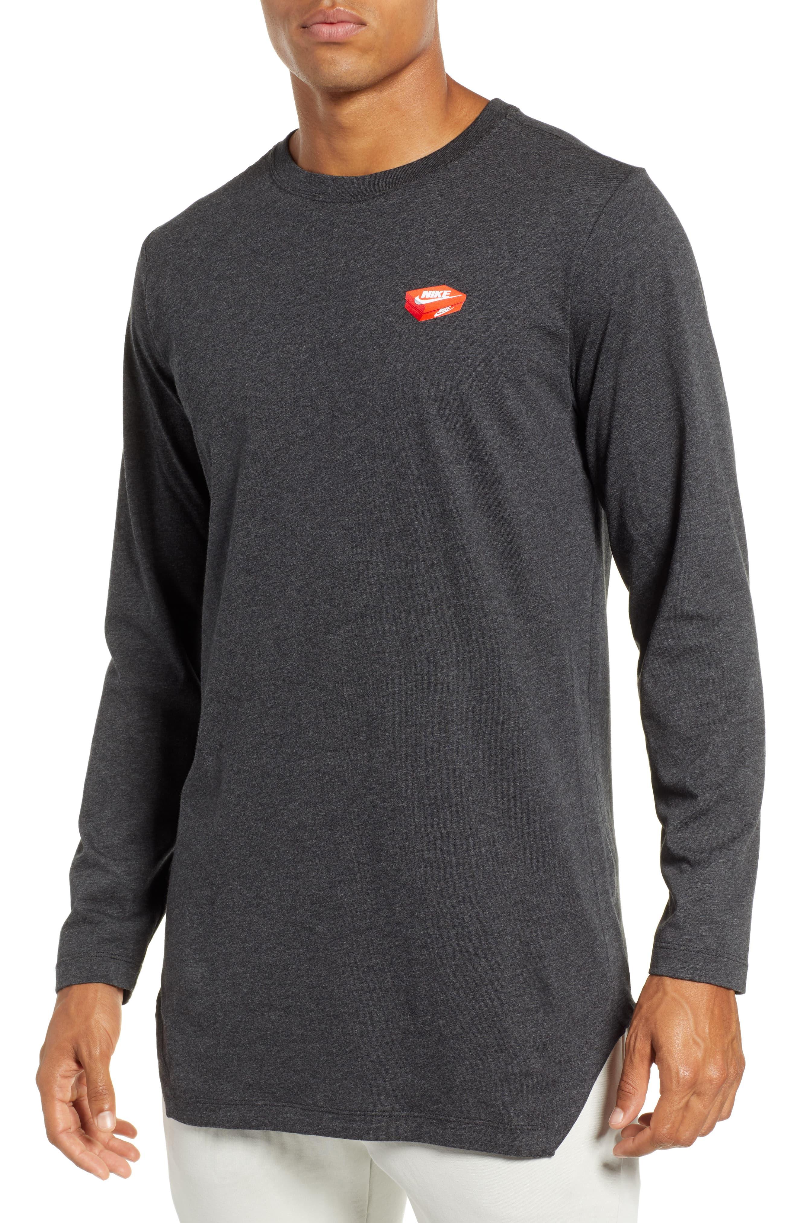 nike t shirt with shoe boxes
