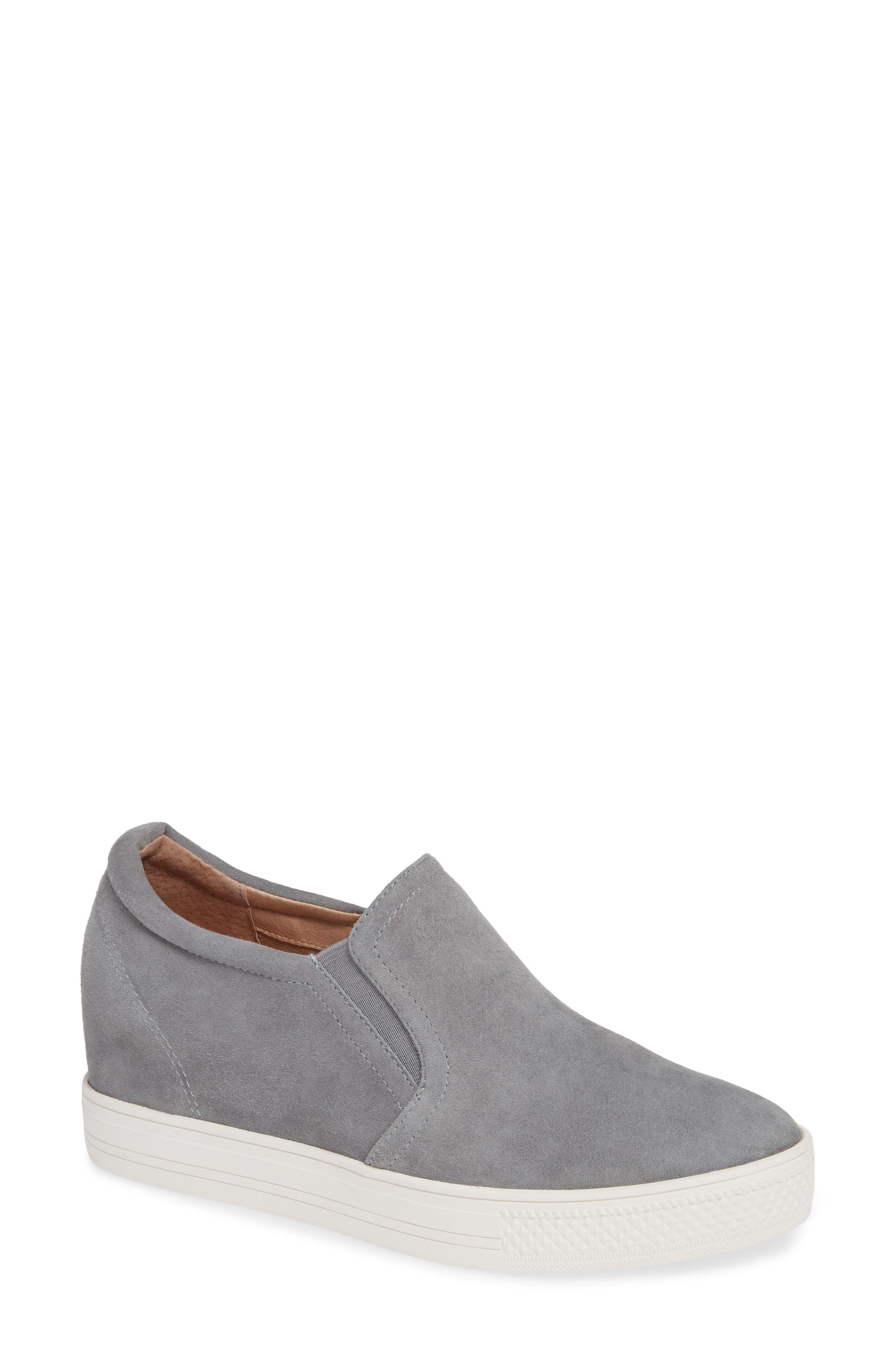 Caslon Caslon Austin Slip-on Sneaker in Grey Suede (Gray) - Lyst