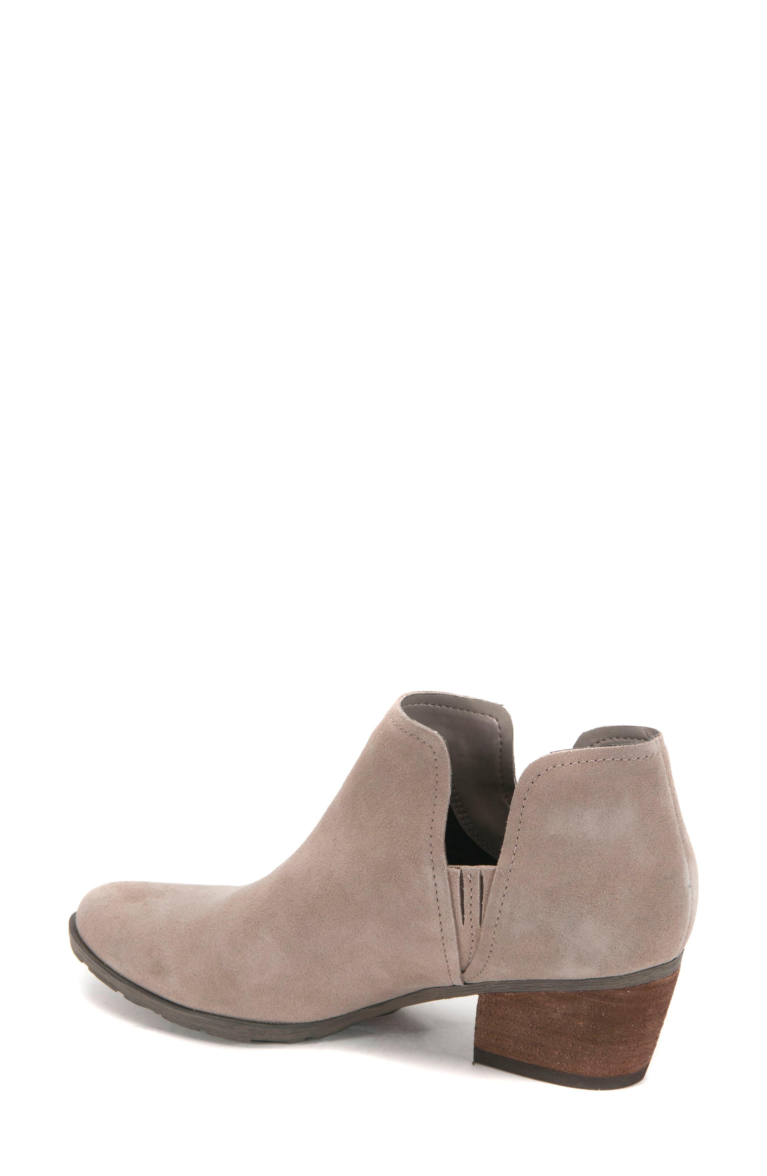 Blondo on sale victoria boot