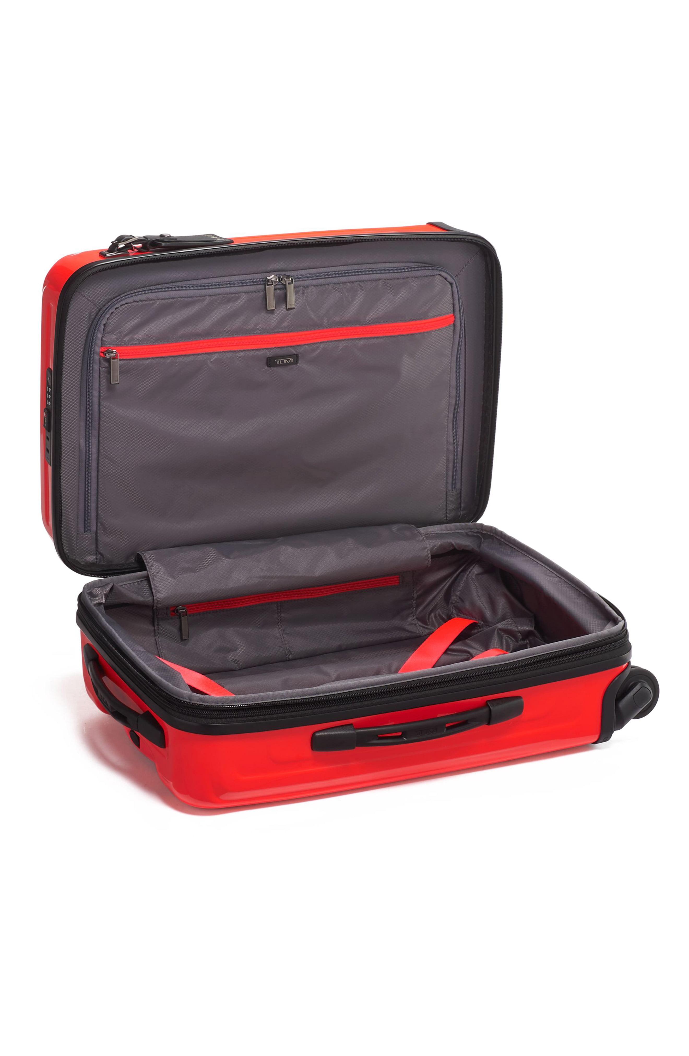 Tumi V4 Collection 22inch International Expandable Spinner Carryon in