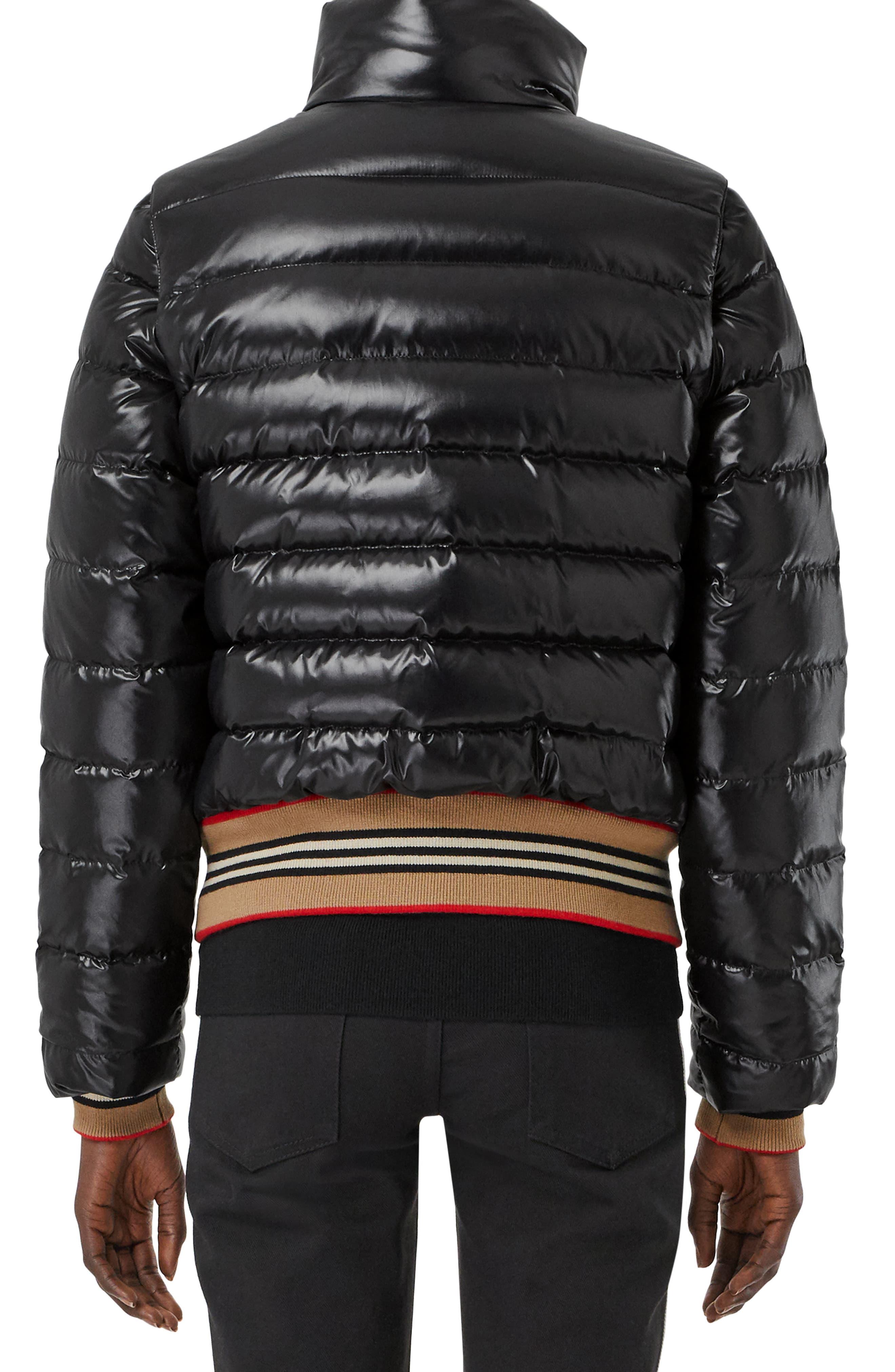 detachable sleeve icon stripe detail puffer jacket