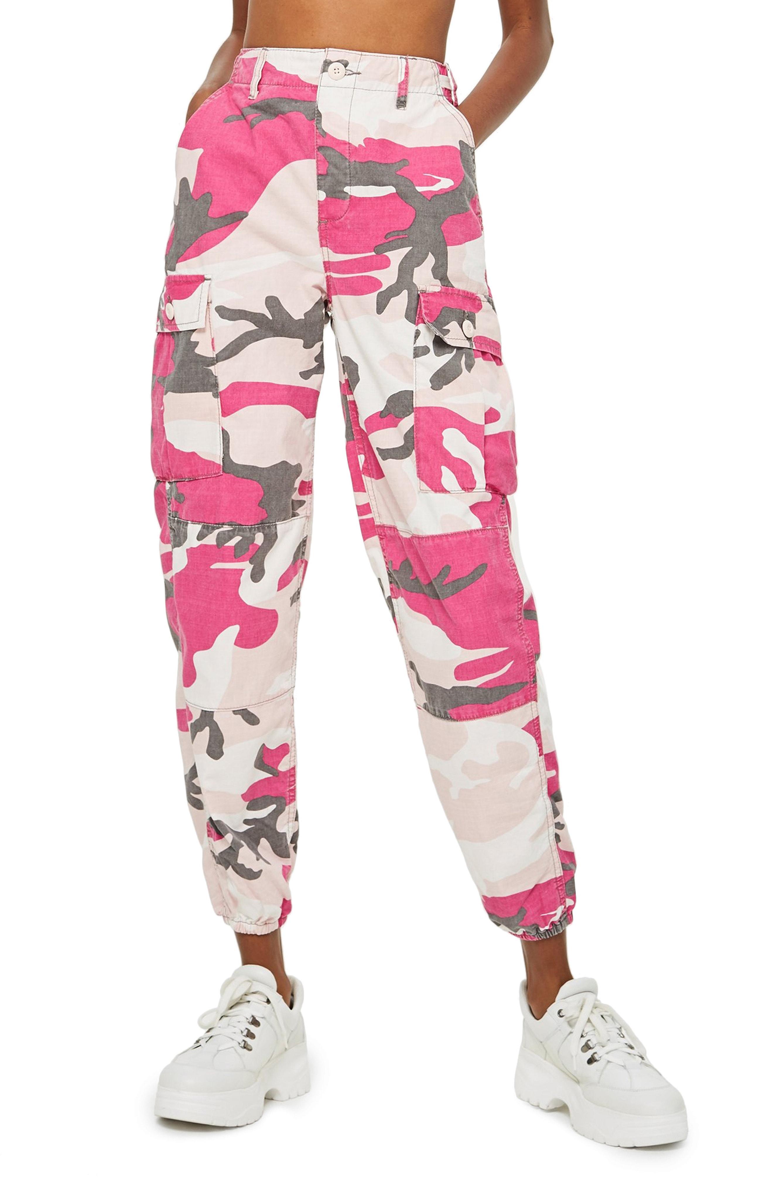 TOPSHOP Camo Trousers in Pink - Lyst
