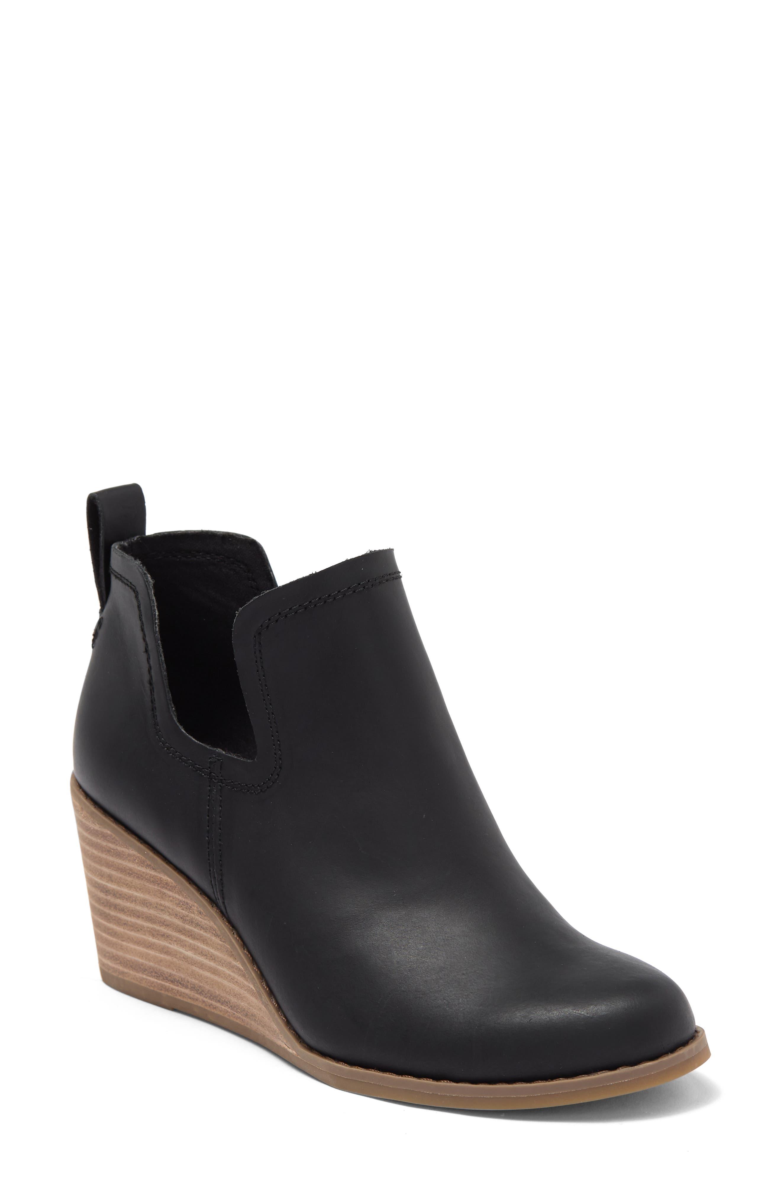 kallie bootie toms