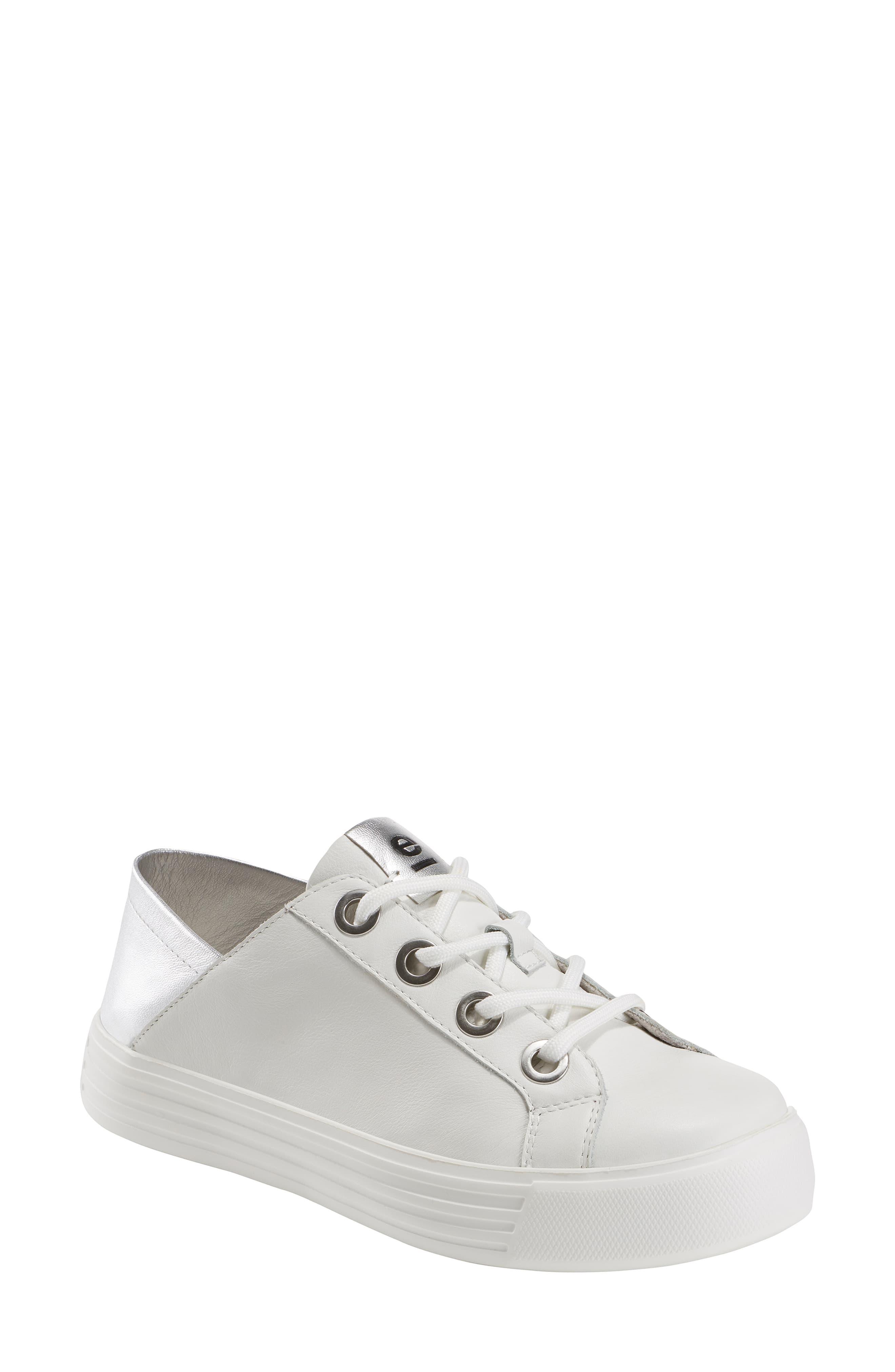 earth shoes rosewood cedarwood