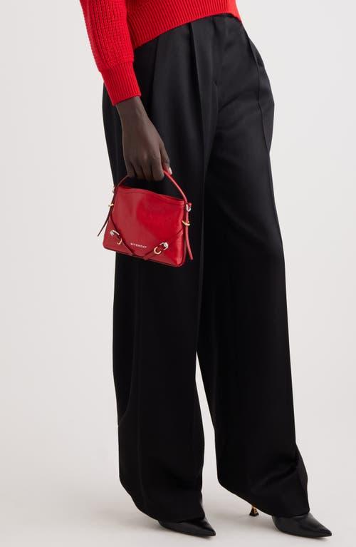 「Voyou」ナノトート レッド Nano Voyou bag in leather in - vermillon | Givenchy US