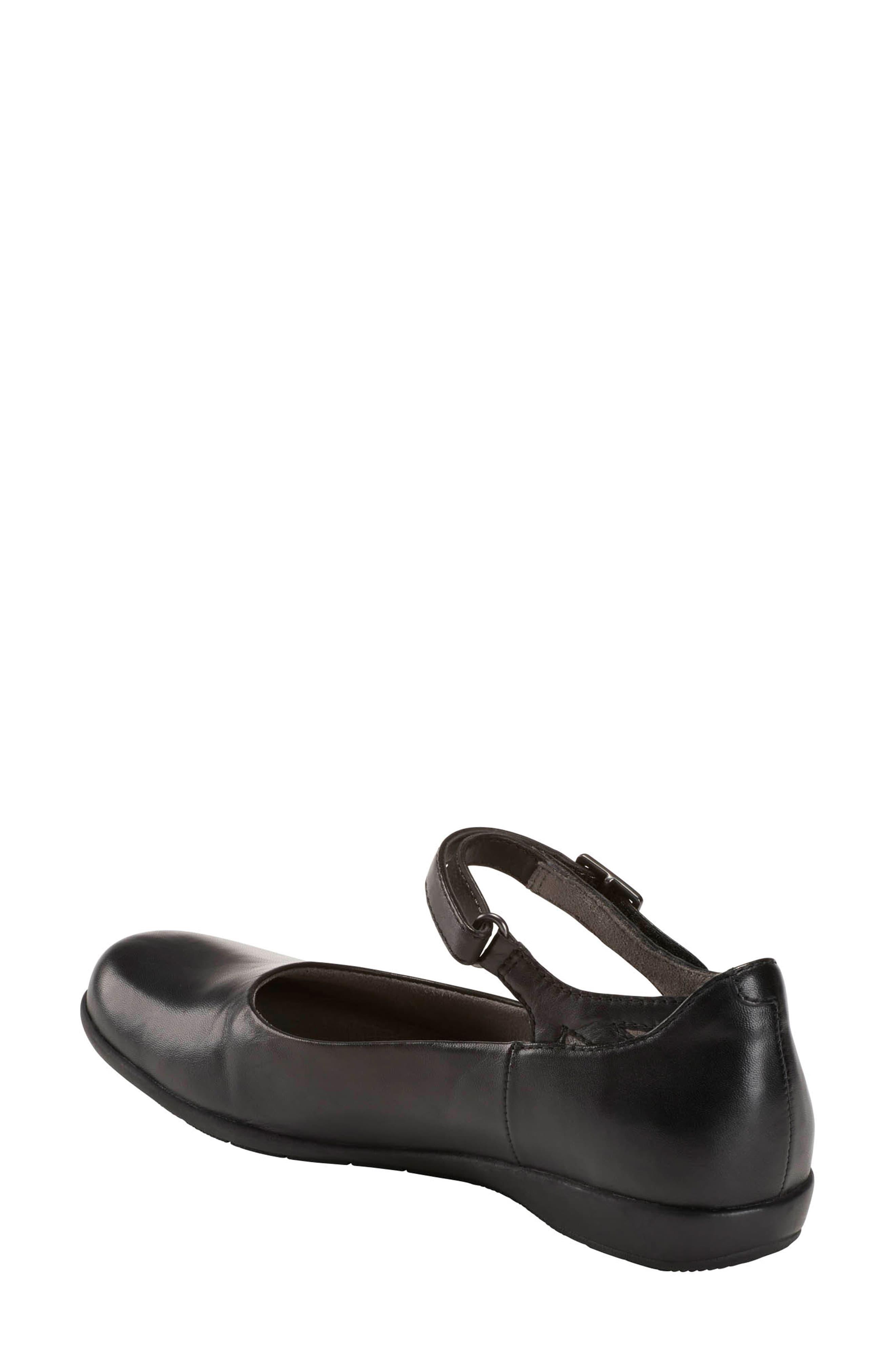 alder beach shoes