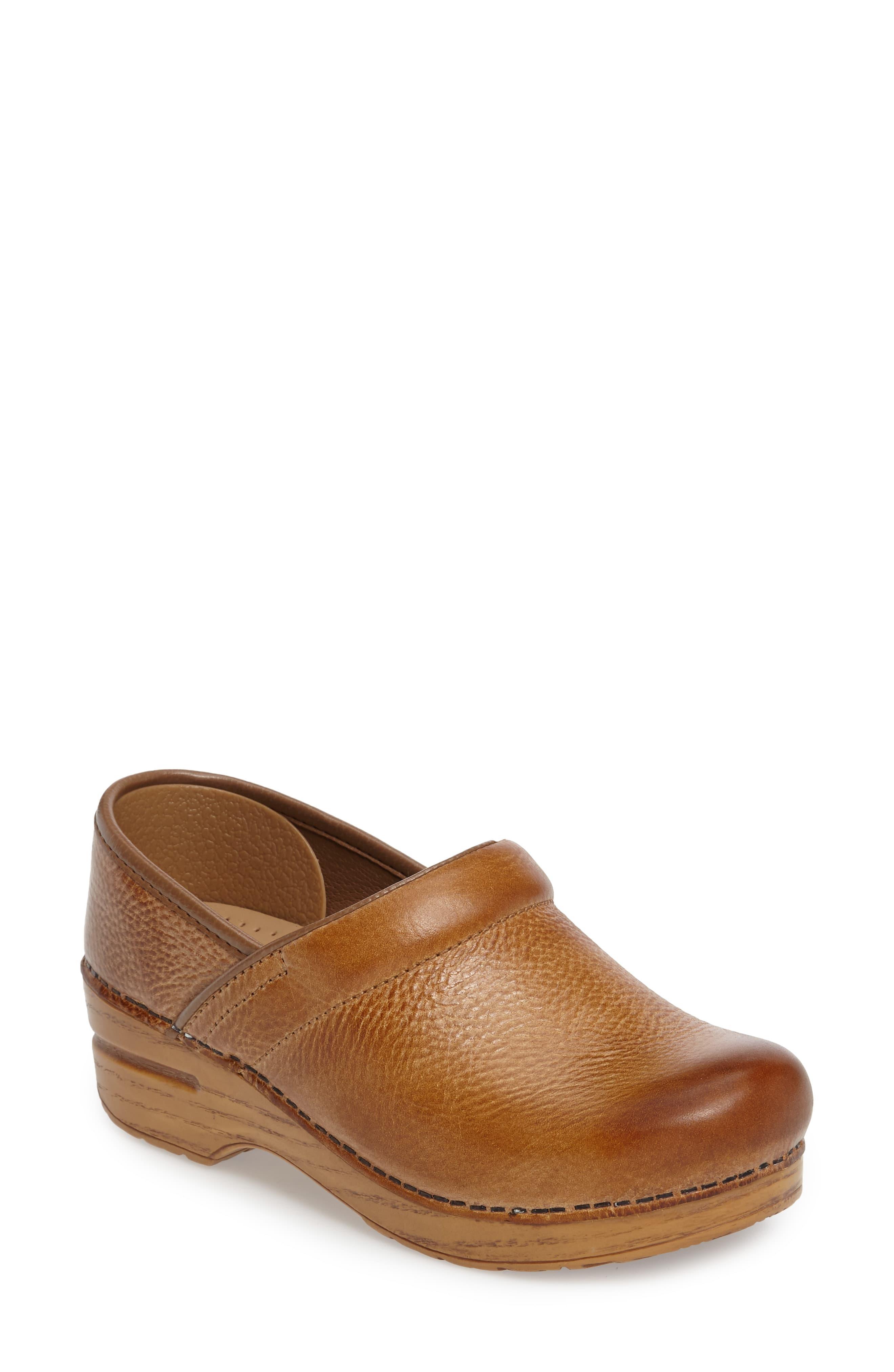 dansko distressed clog