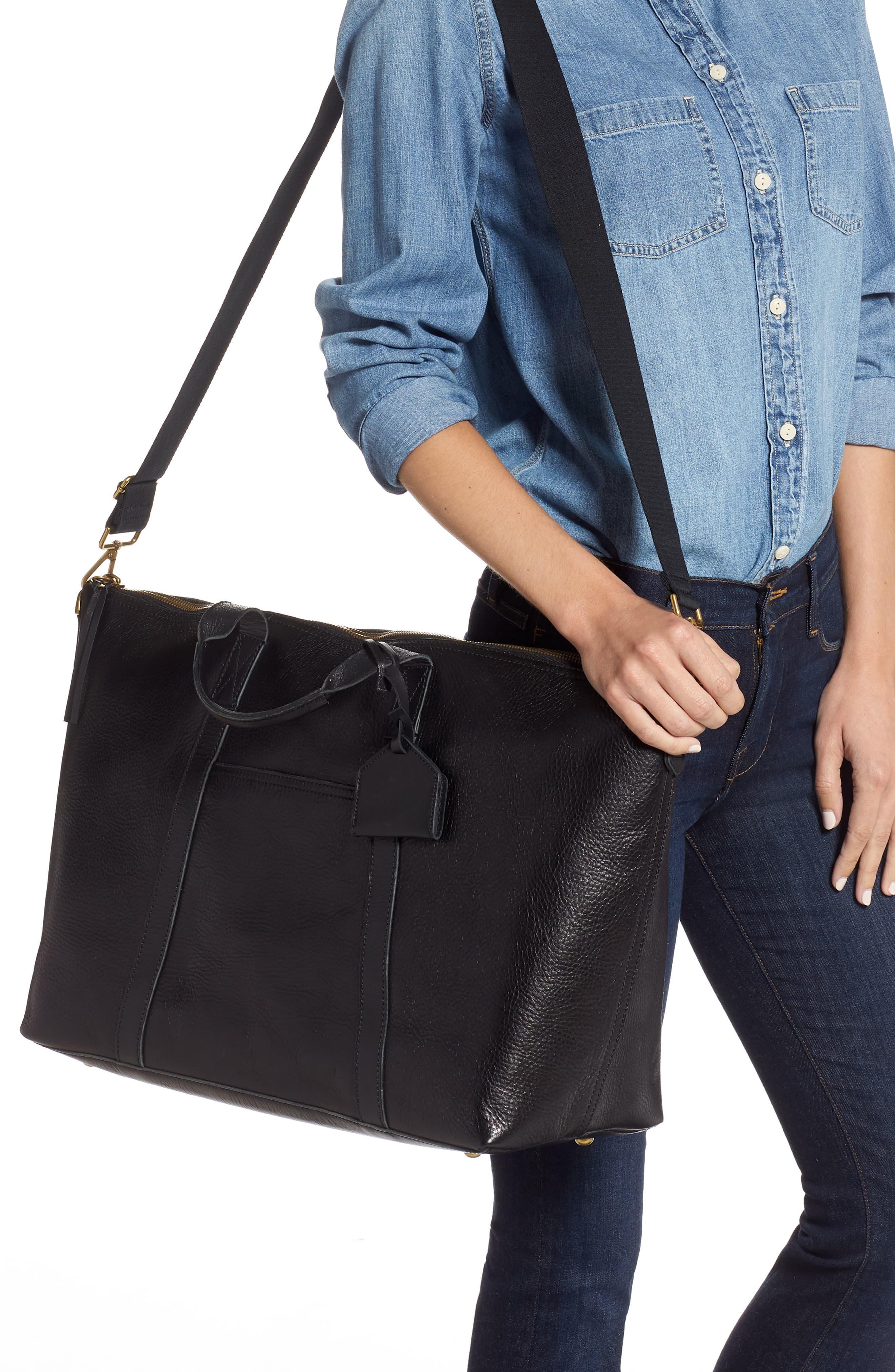Madewell The Essential Overnight Bag In Leather in Black - Lyst