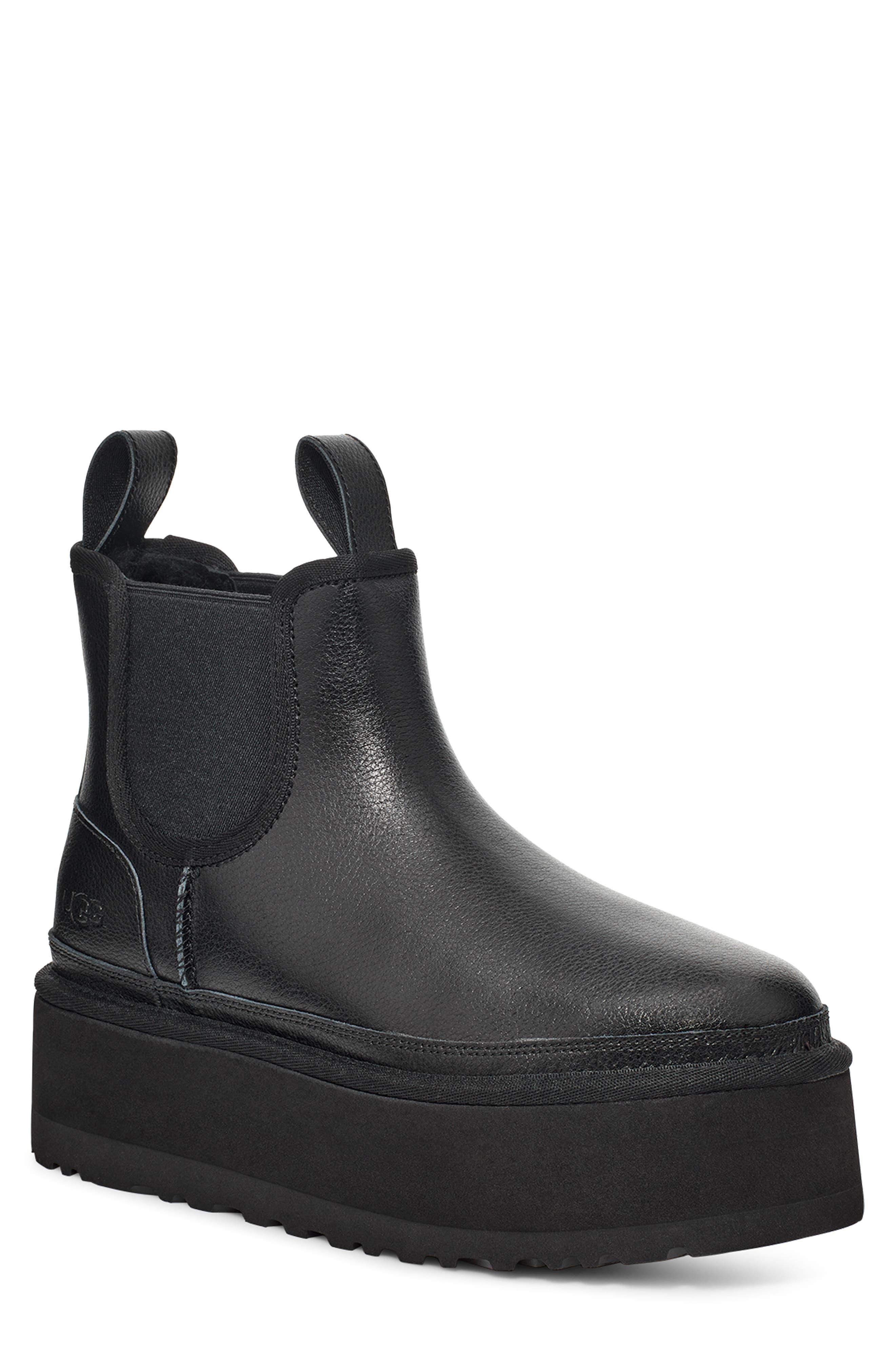 UGG ugg(r) Neumel Platform Chelsea Boot in Black | Lyst