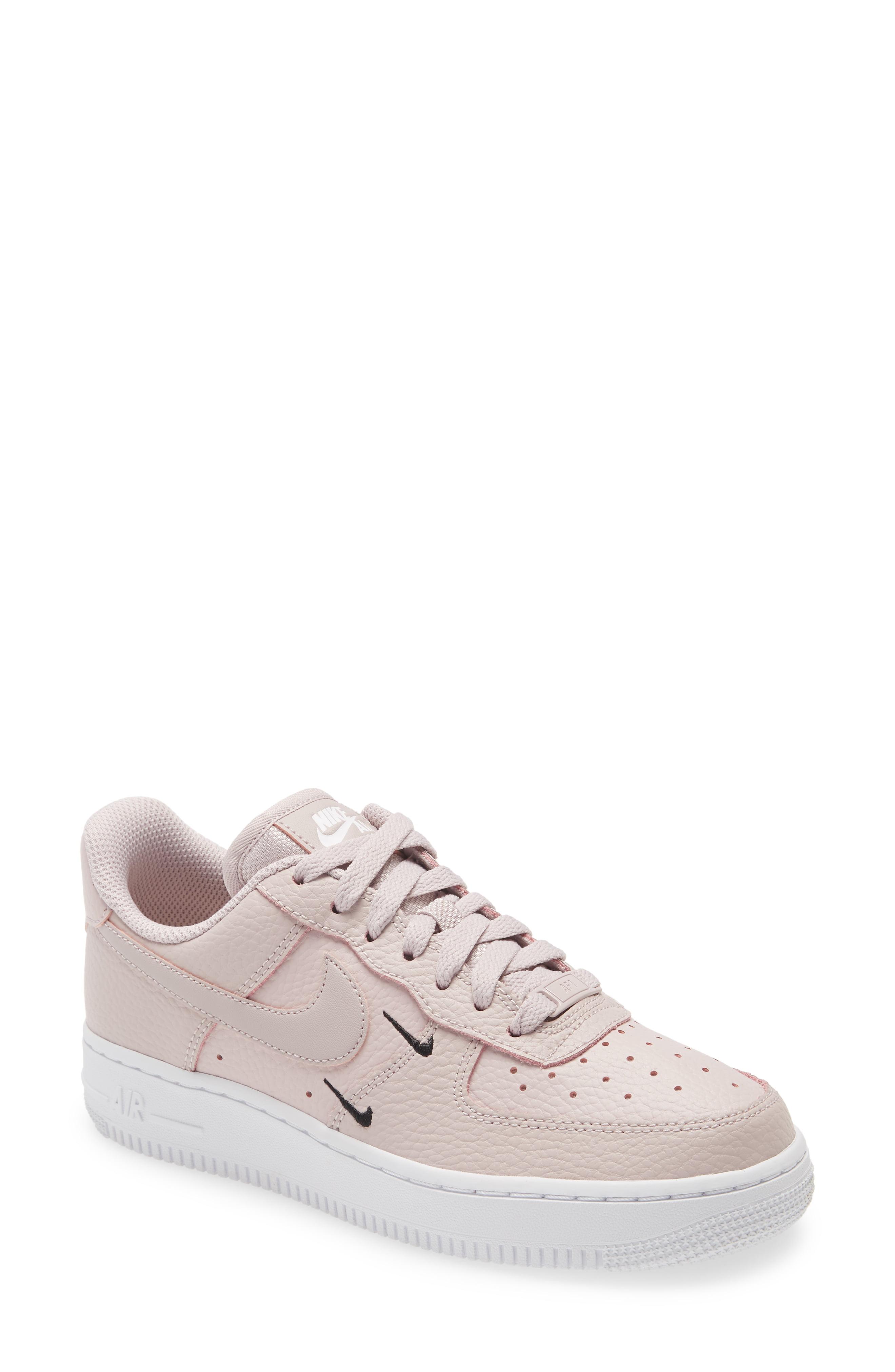 air force 1 '07 ess sneaker