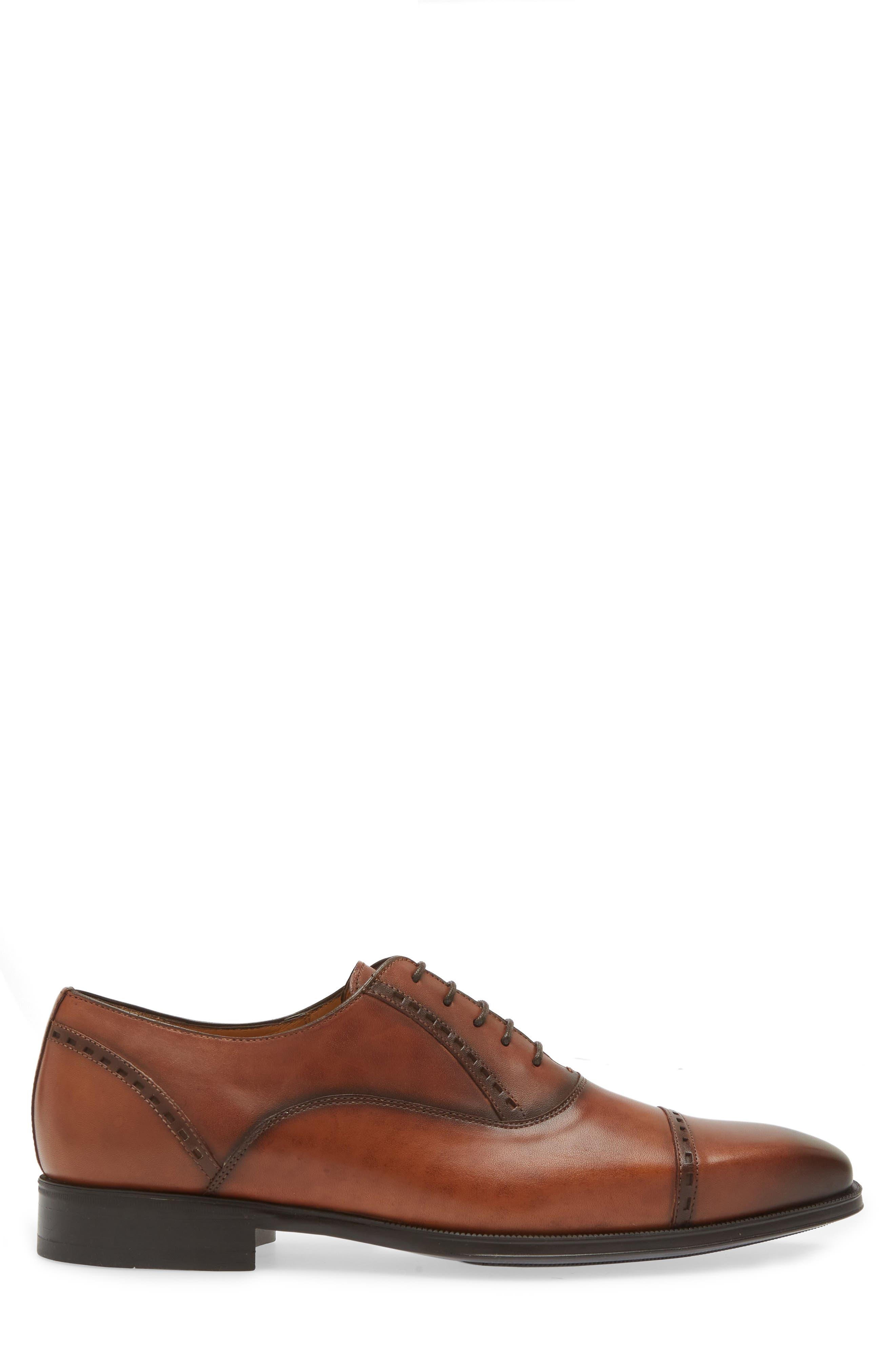Mezlan cap deals toe