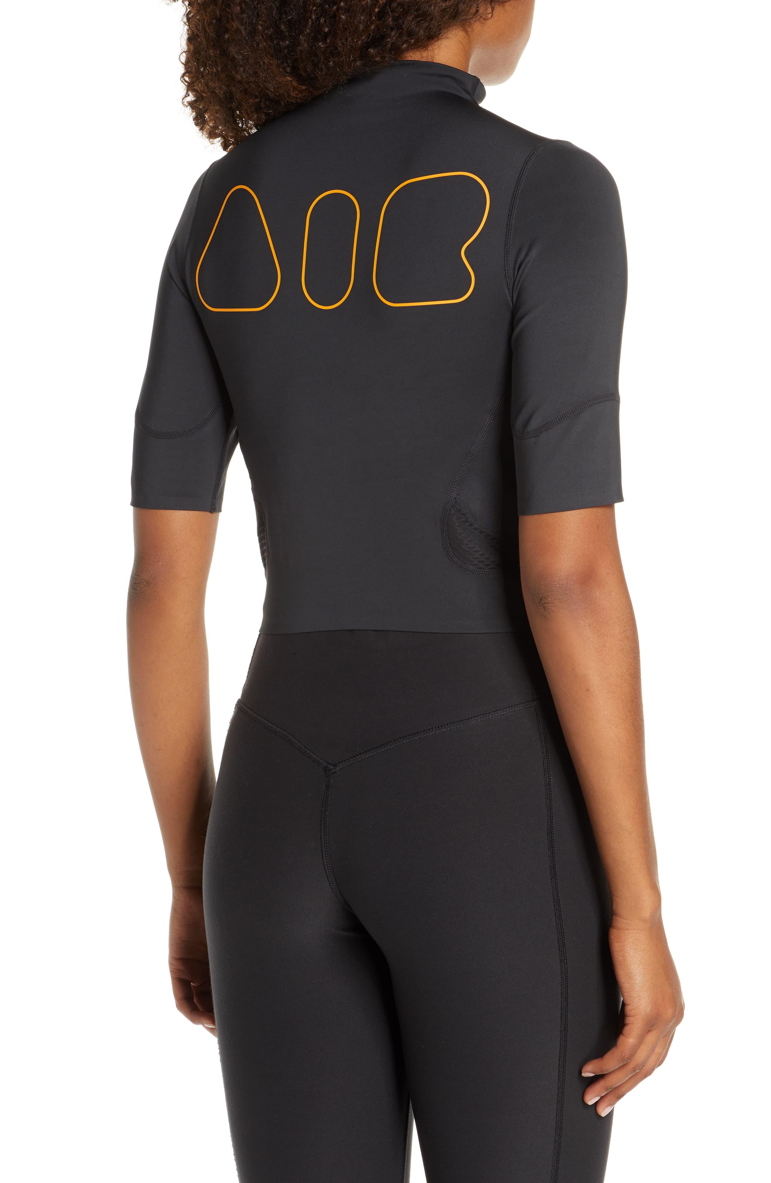 black nike crop top