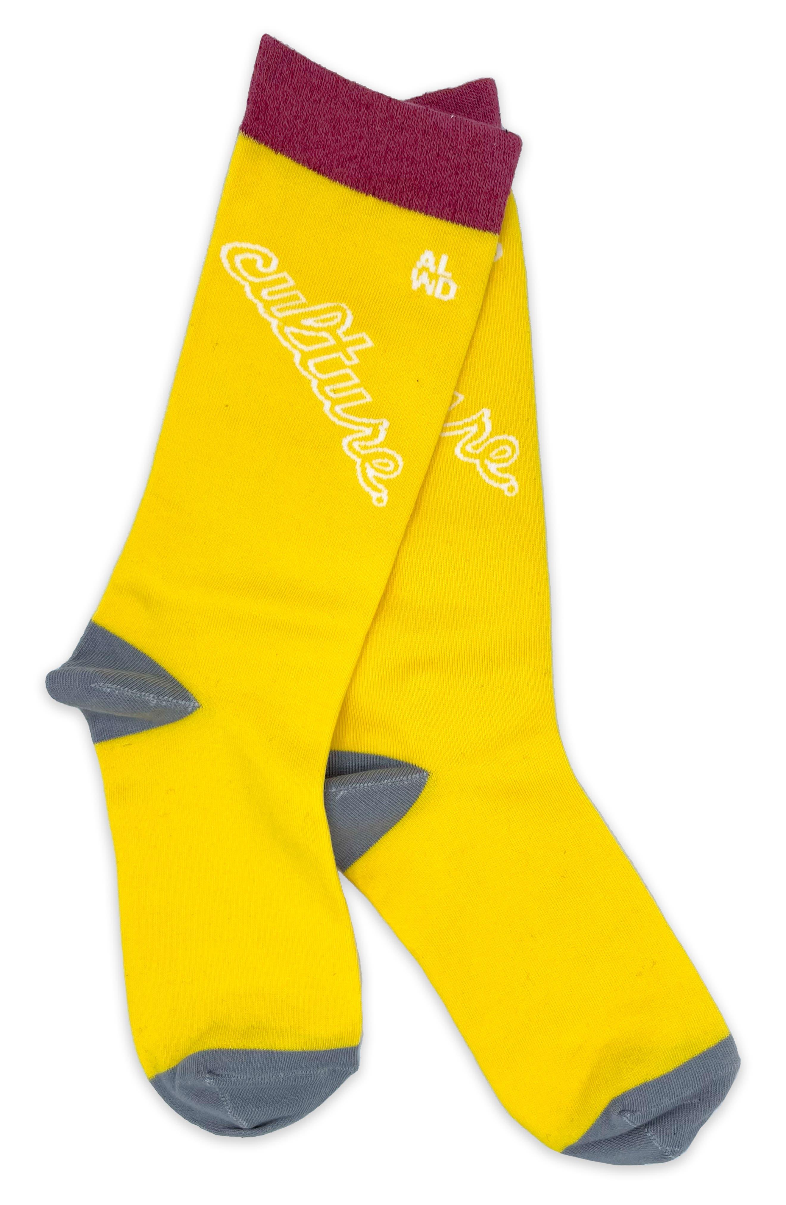 A Life Well Dressed Culture Statement Socks in Yellow | Lyst