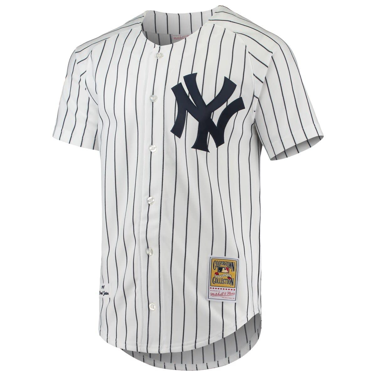 Mitchell & Ness Authentic Reggie Jackson New York Yankees 1997 Button Front Jersey