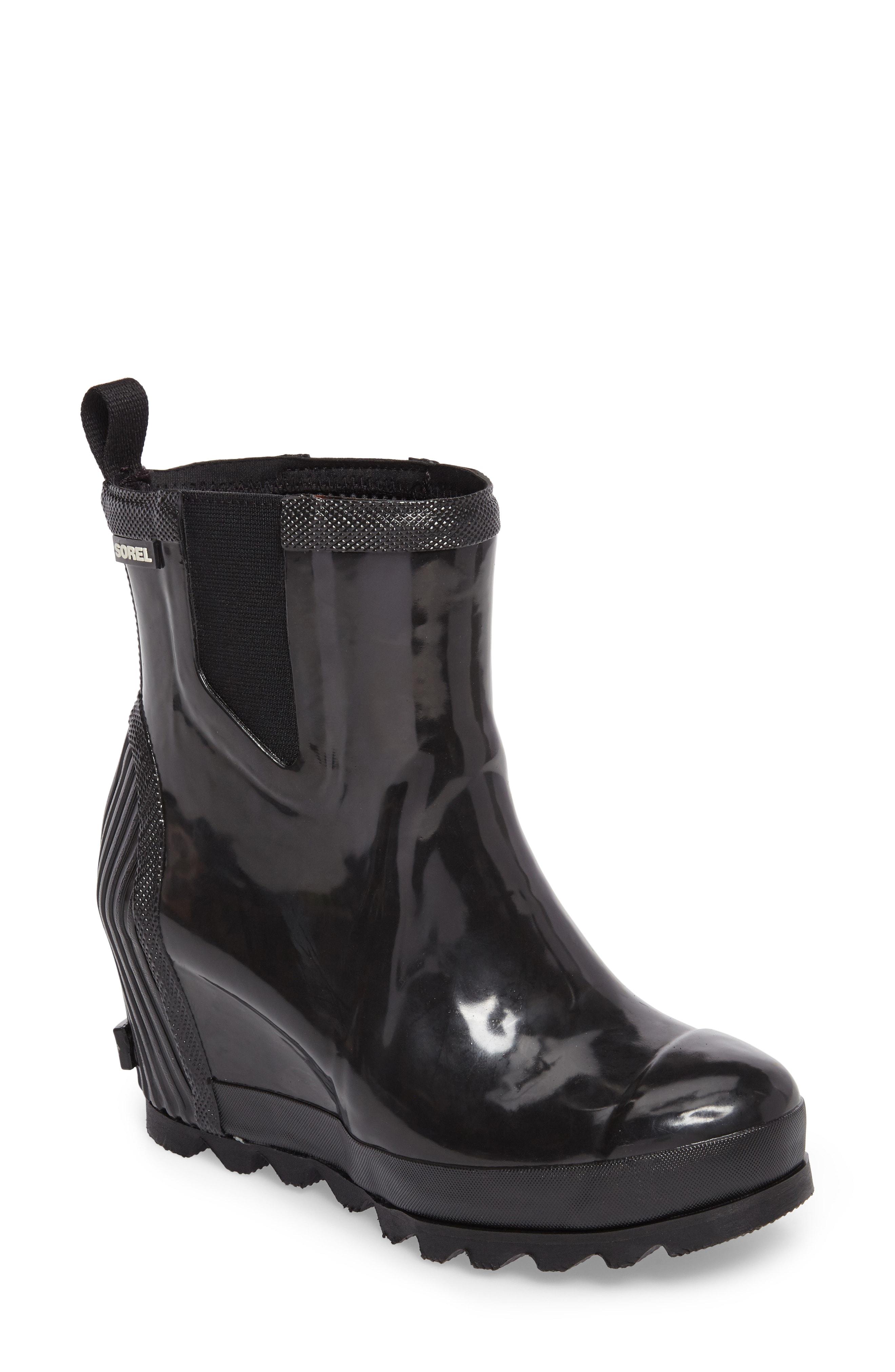 sorel rubber rain boots
