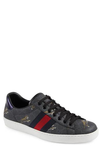 Gucci New Ace GG Tiger Canvas Trainers in Black for Men - Save 72% - Lyst