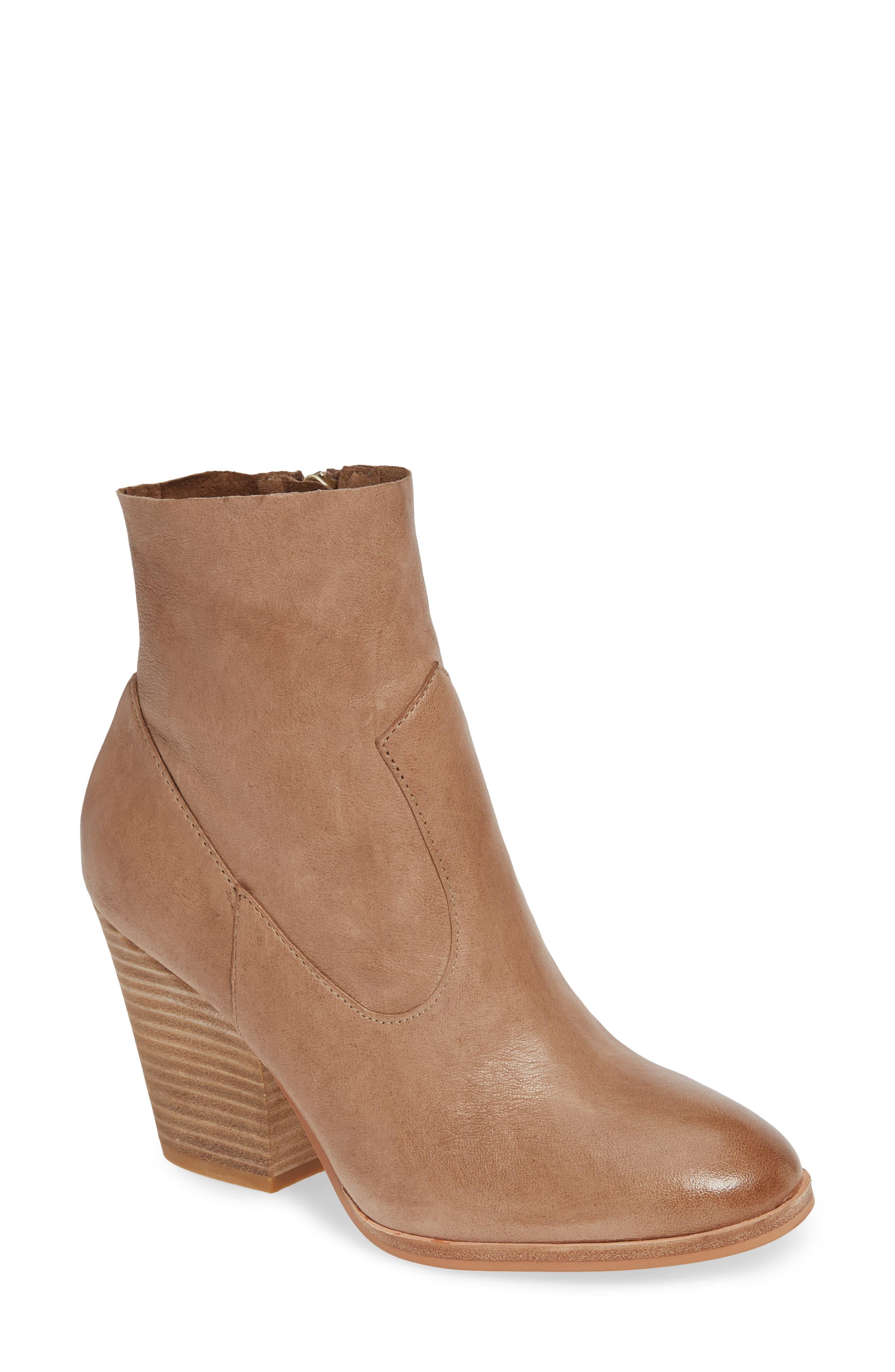 isola lani block heel bootie