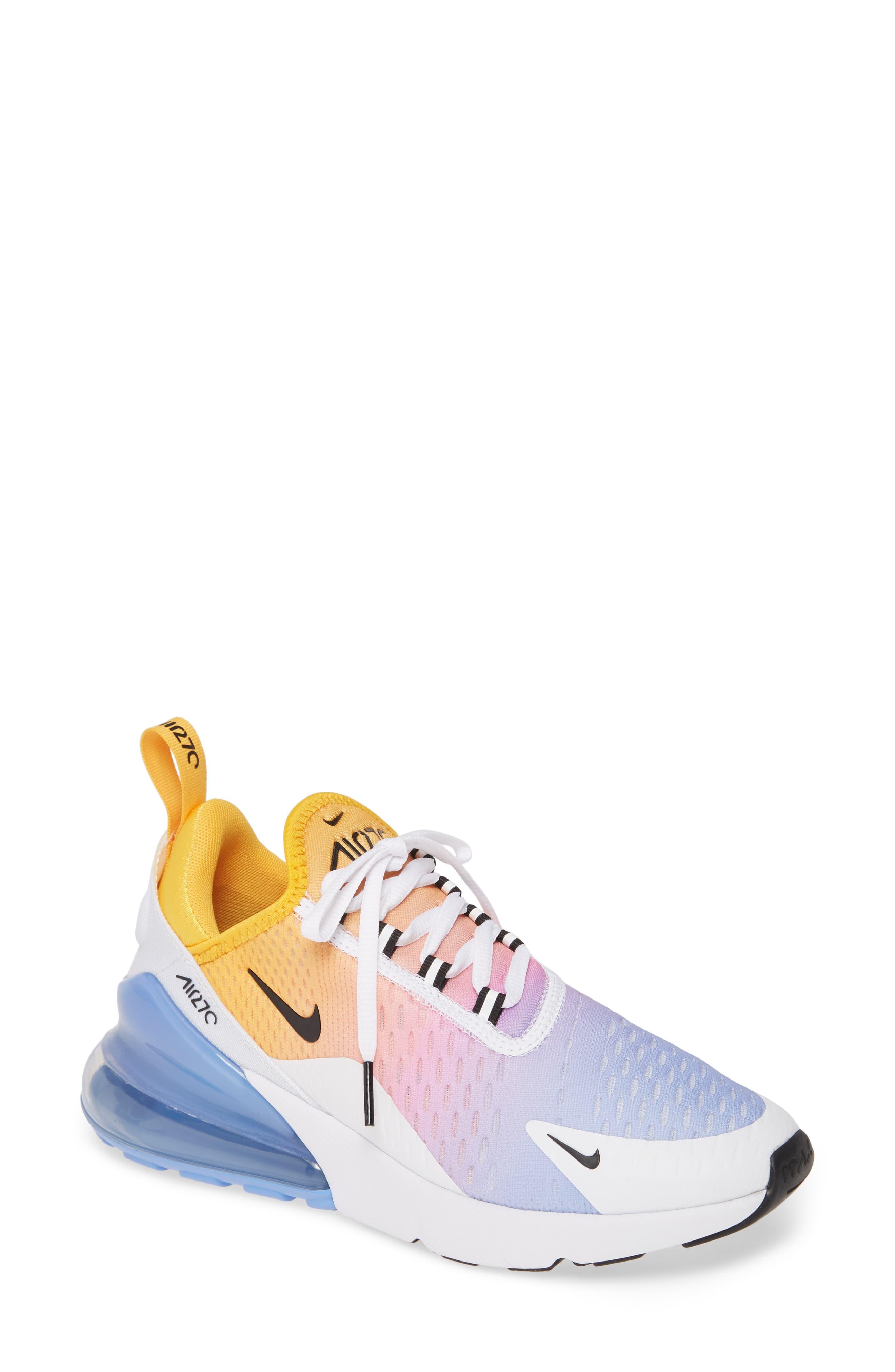 Nike Womens Air Max 270 Shoes in White | Lyst