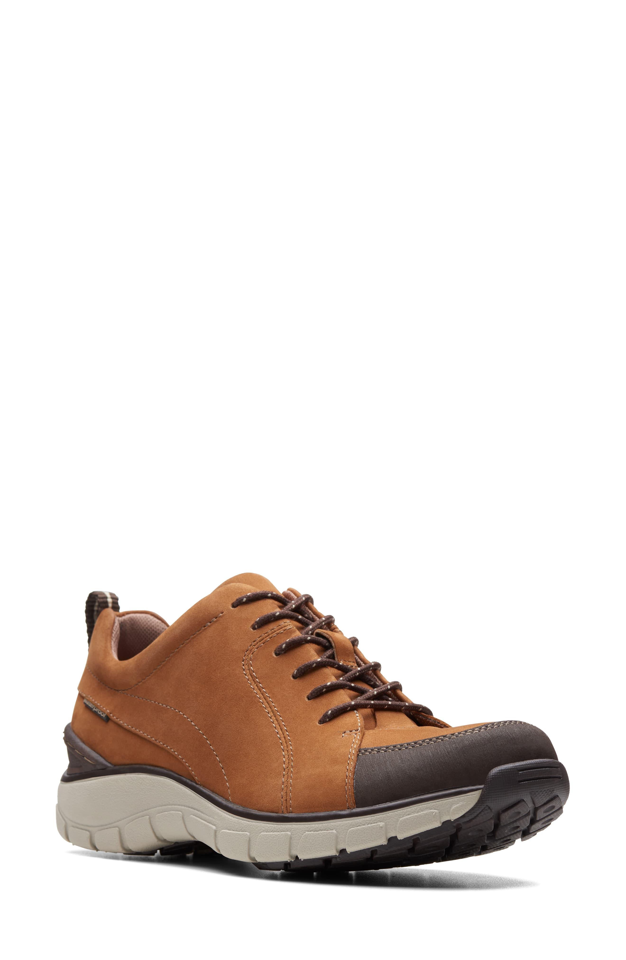 clarks wave trek sneaker