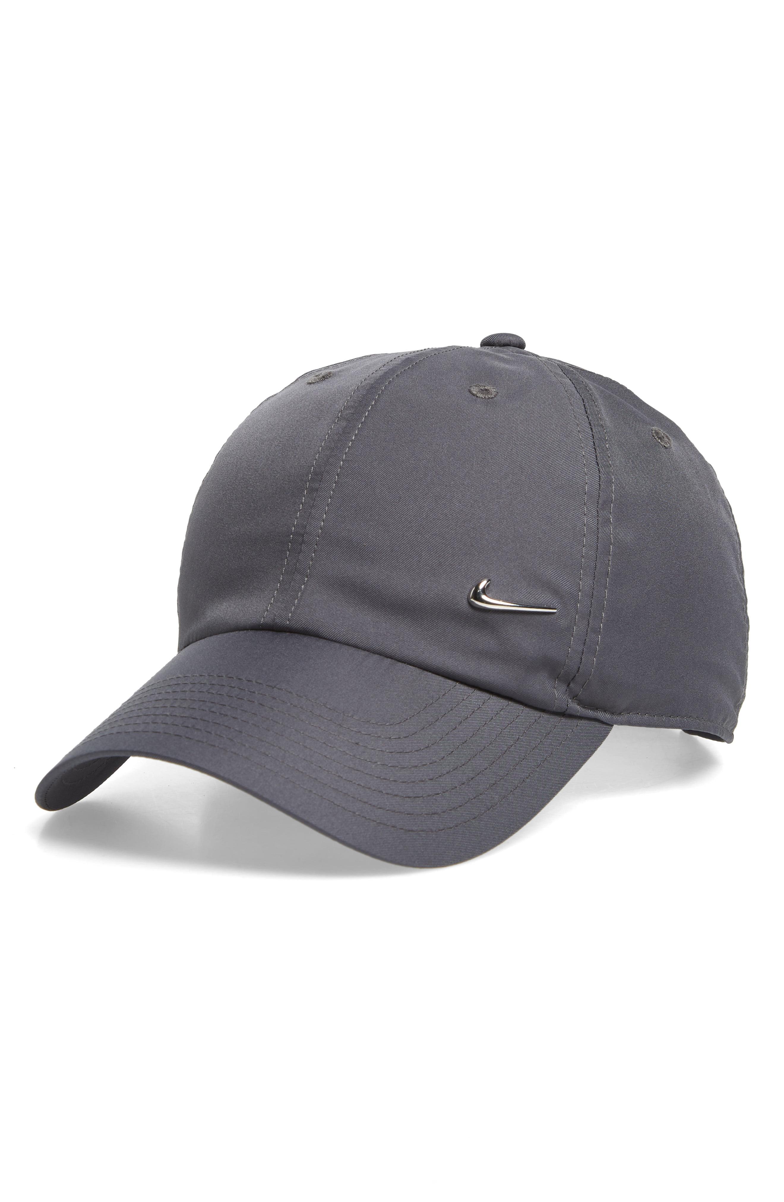 Nike Metal Swoosh Cap in Gray | Lyst