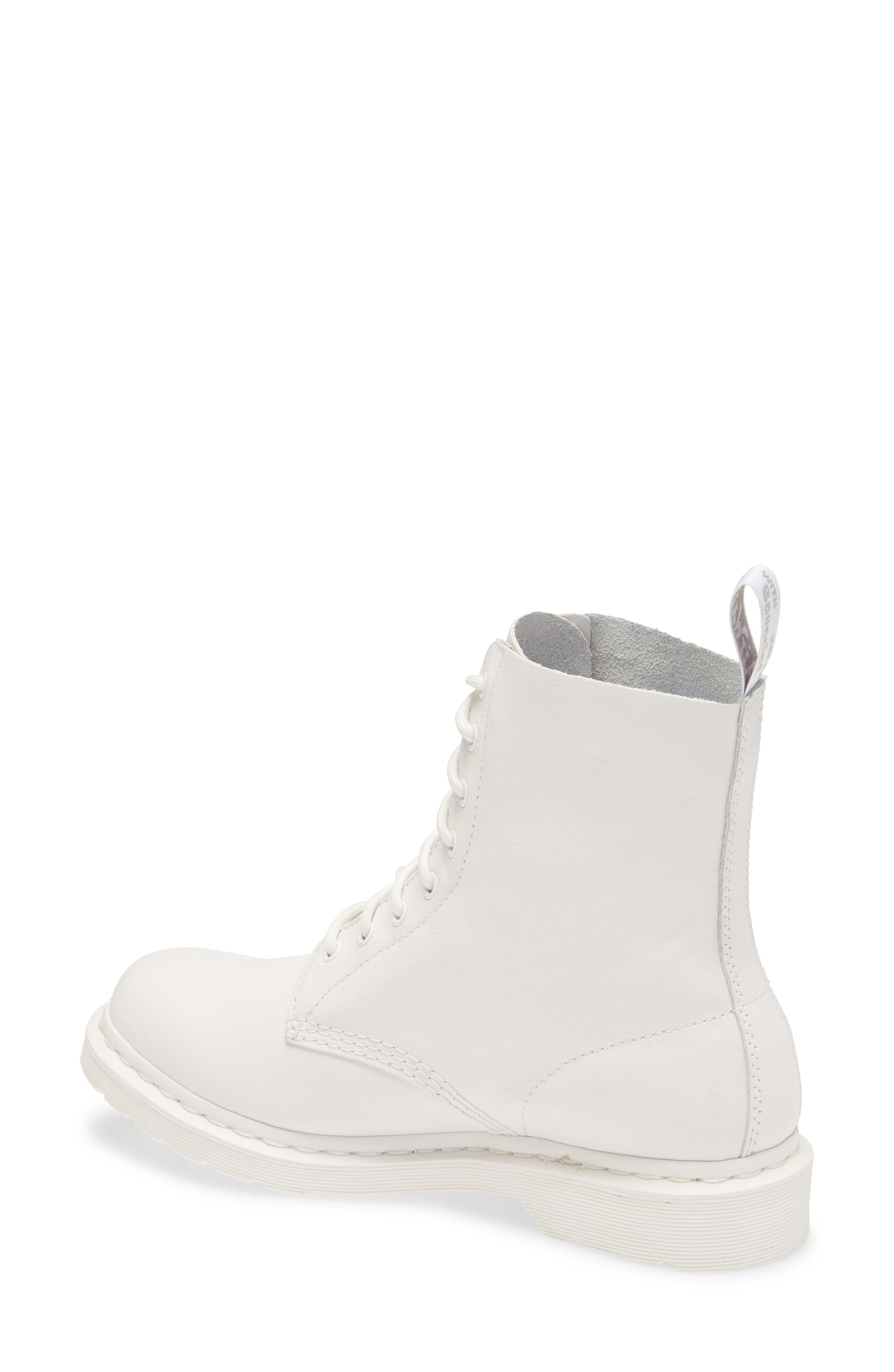 Dr. Martens Leather 1460 Pascal Mono in 