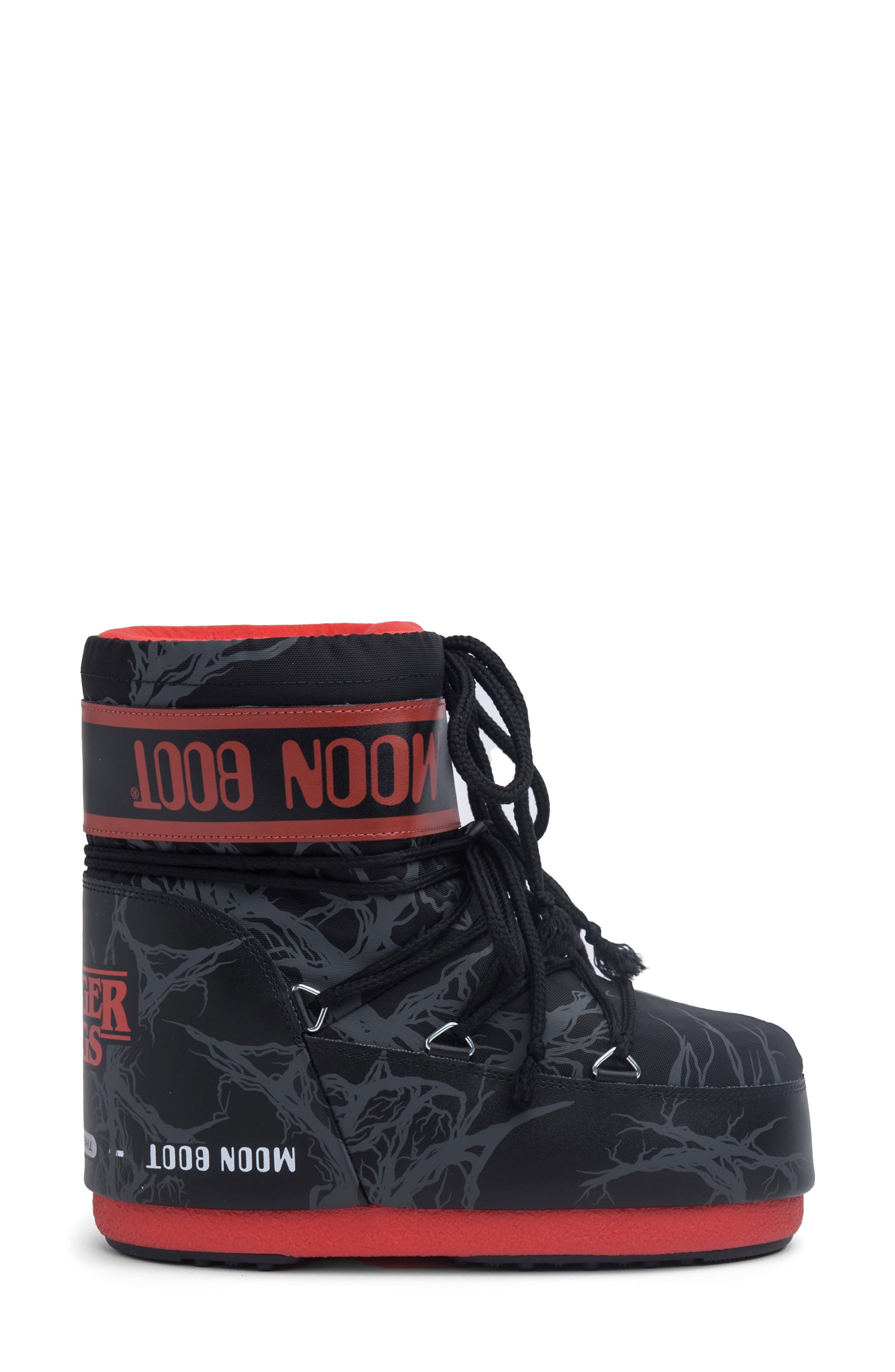 Moon Boot X 'stranger Things' Upside Down Icon Low Moon Boot in Blue | Lyst