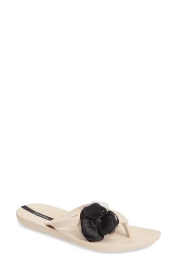 ipanema neo petal flip flop