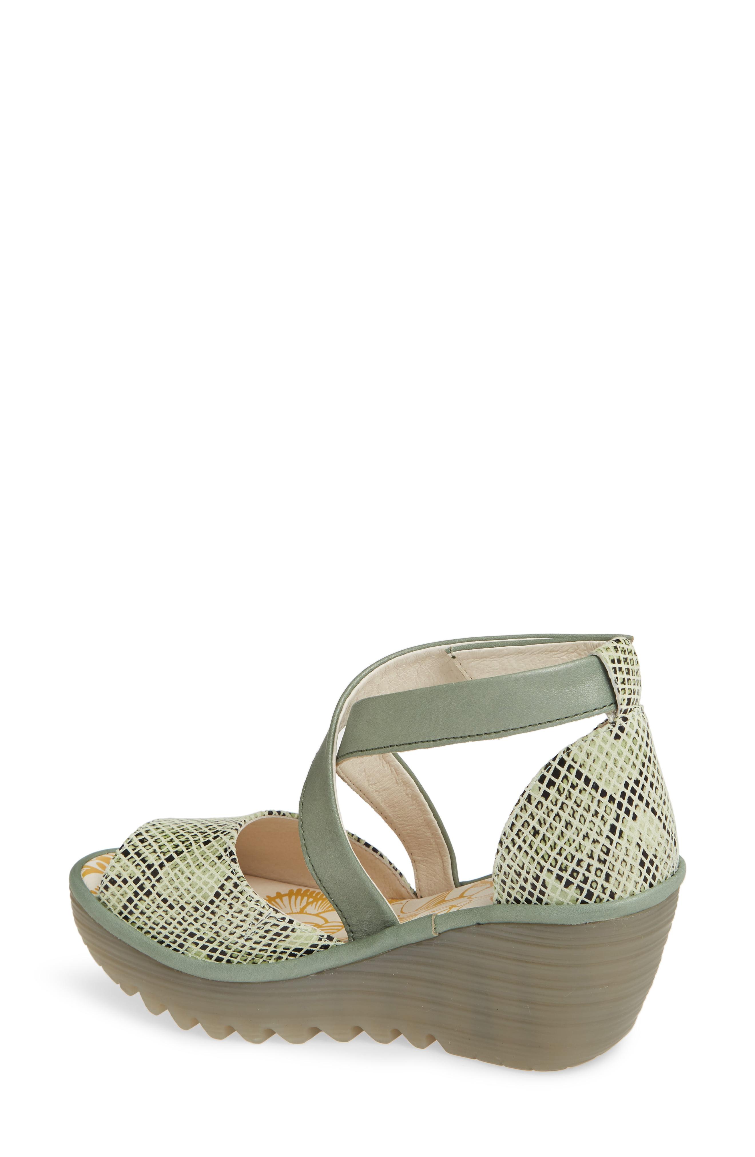 clarks pewter sandals