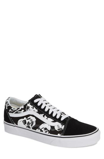 black vans with skulls