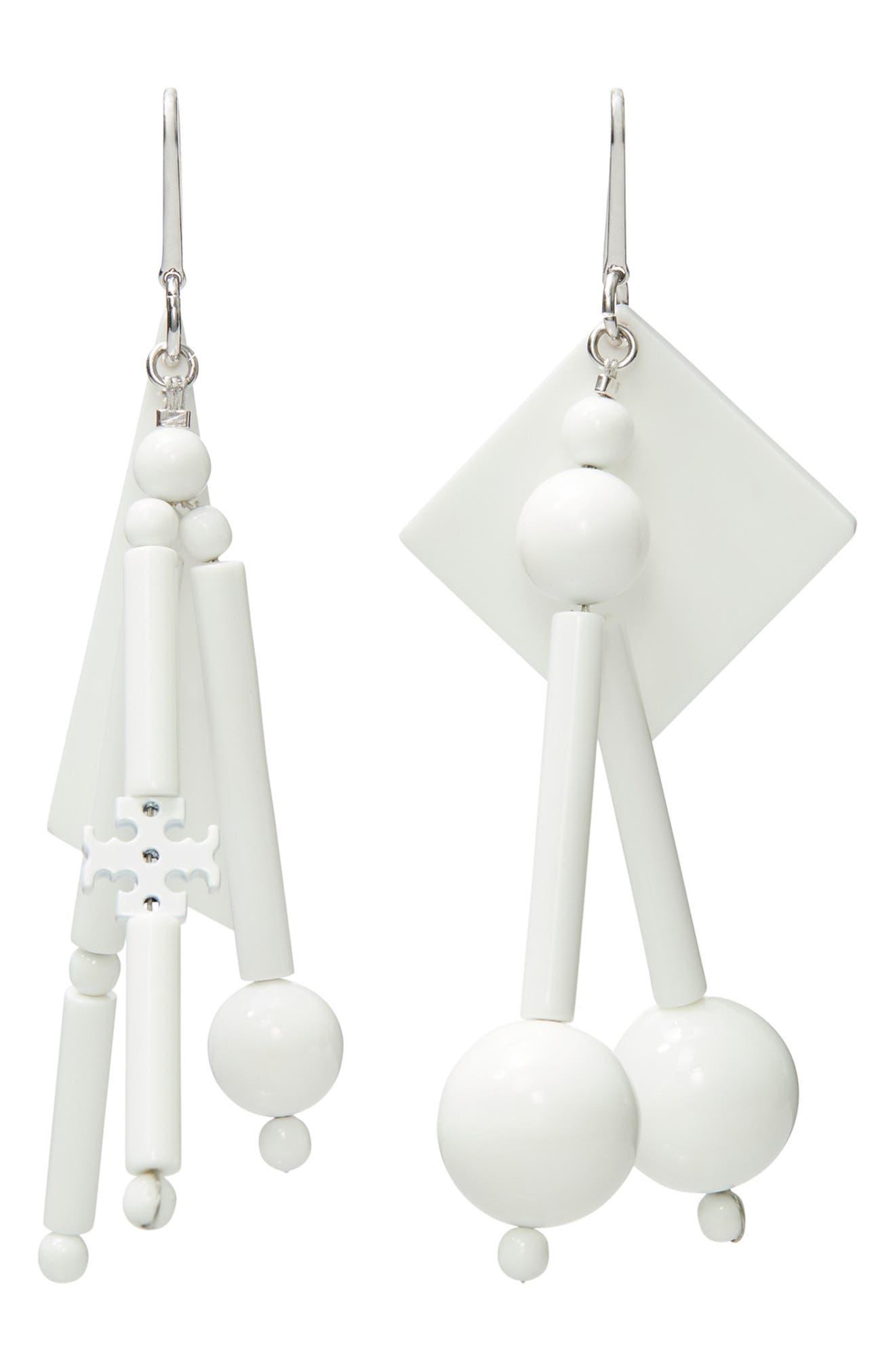 Tory Burch Beaded Mismatched Drop Earrings in White | Lyst