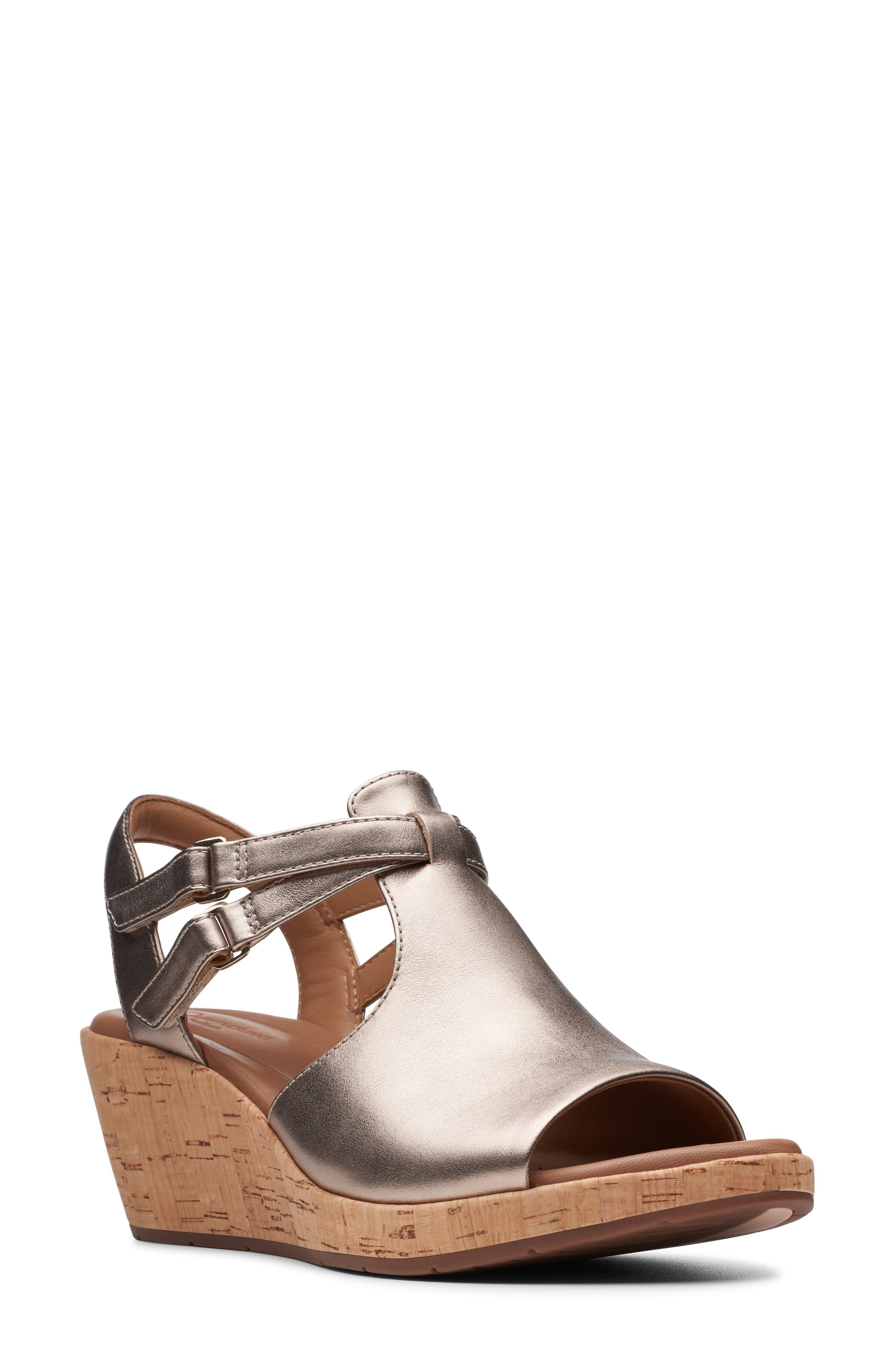 Clarks Leather Clarks Un Plaza Way Wedge Sandal in Gold Metallic Leather (Metallic) - Save 38% 