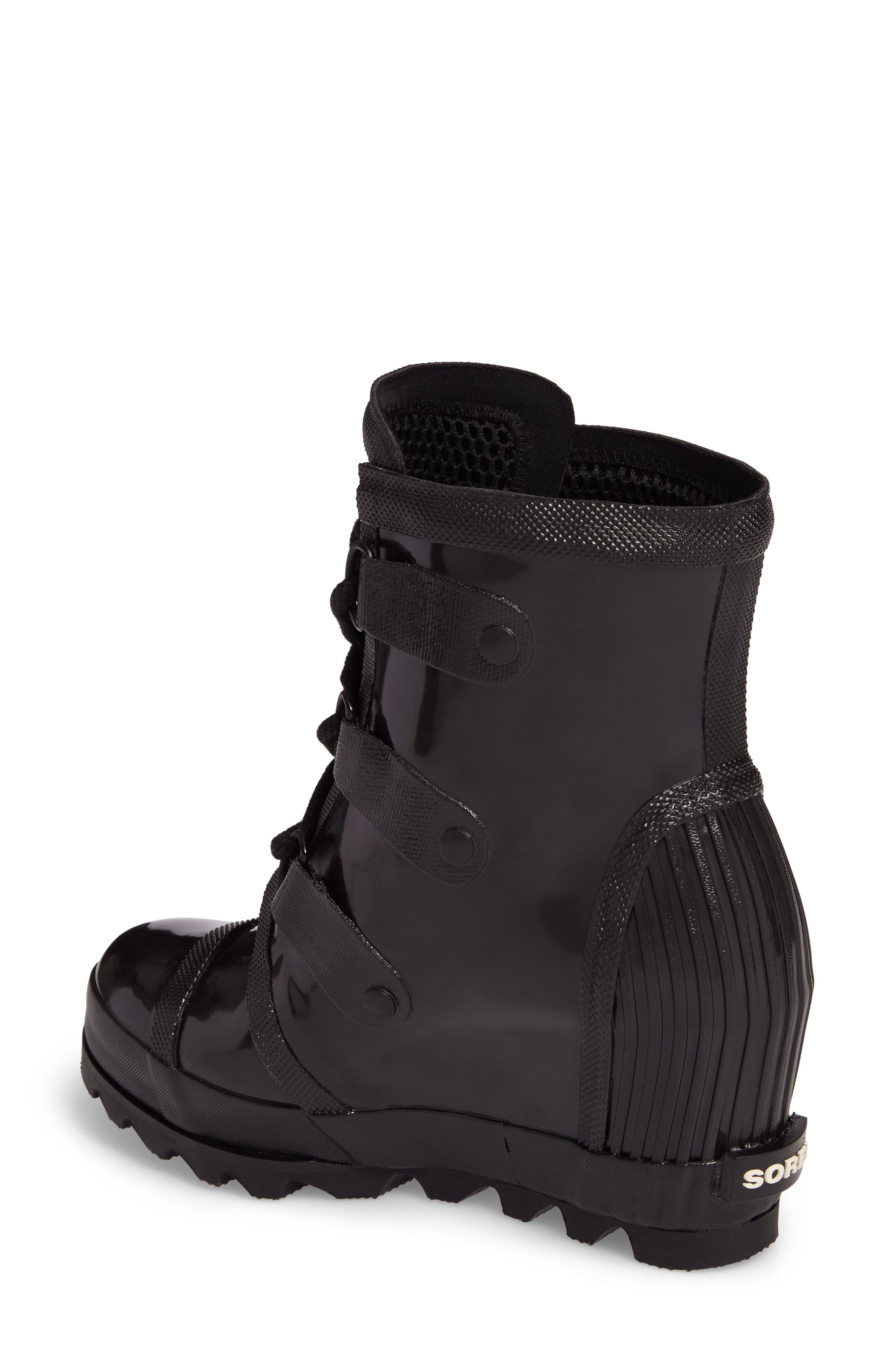 joan glossy wedge rain boot