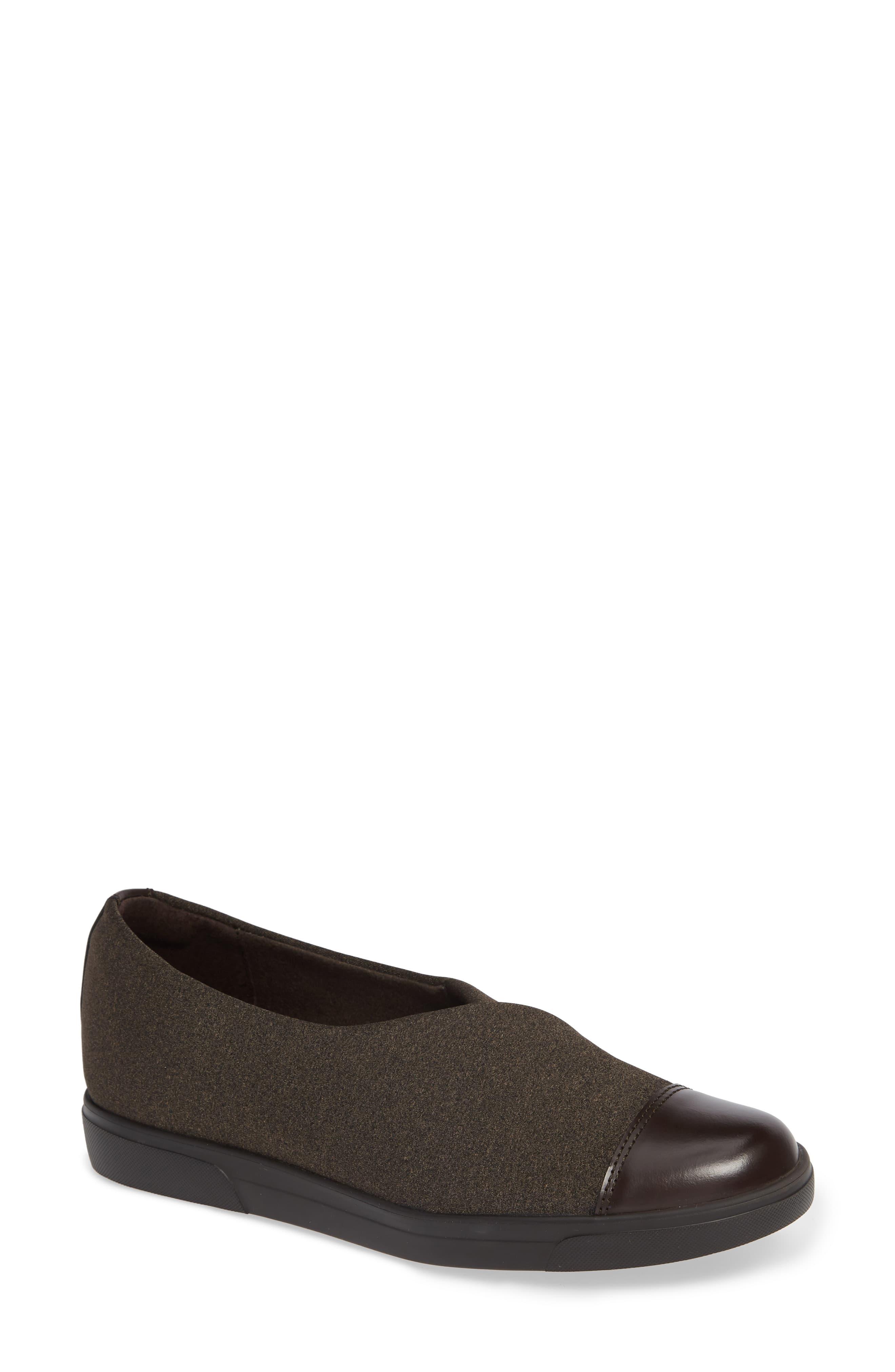 plum colored flats