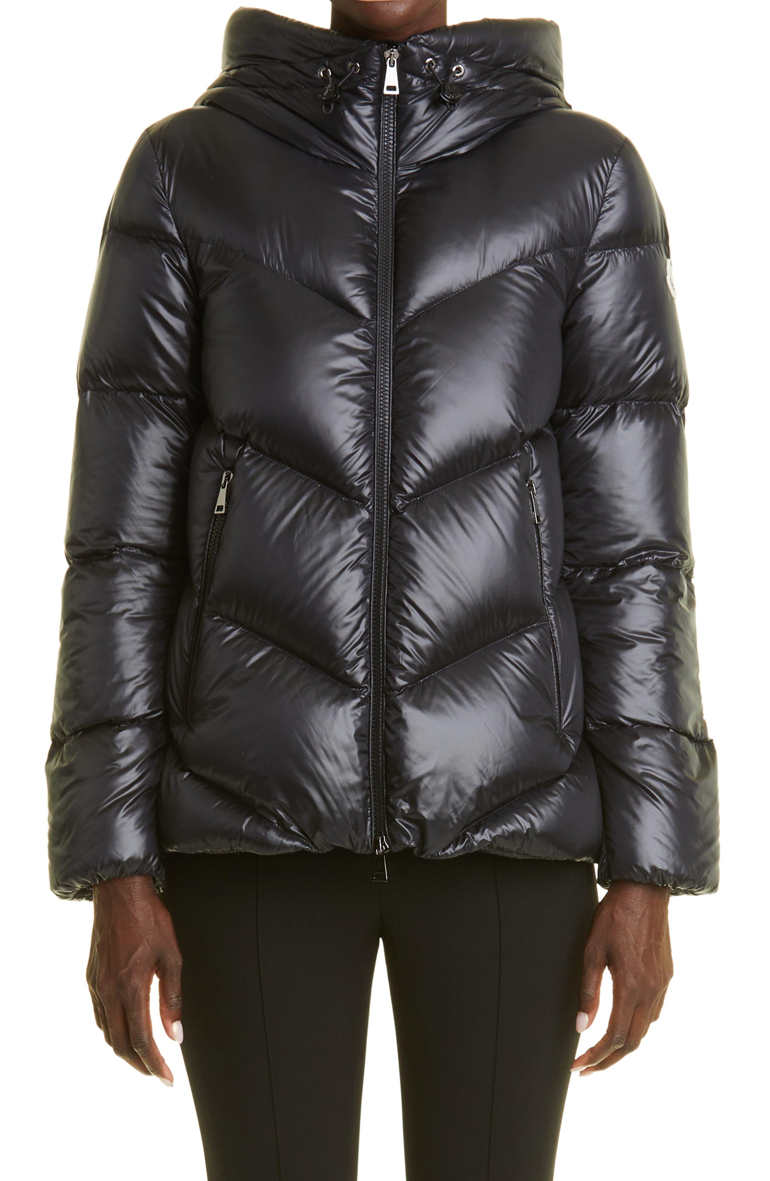 Moncler Chambon Down Puffer Jacket in Black | Lyst