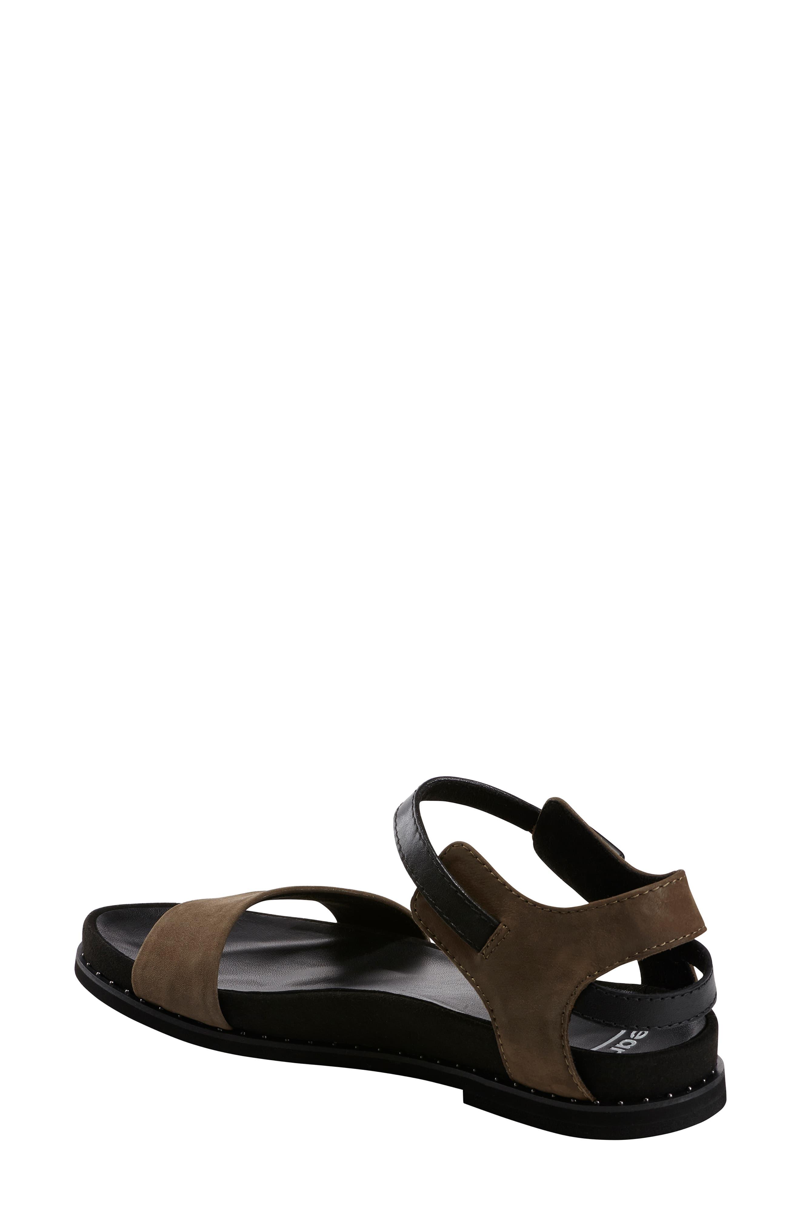 earth cameo sandal
