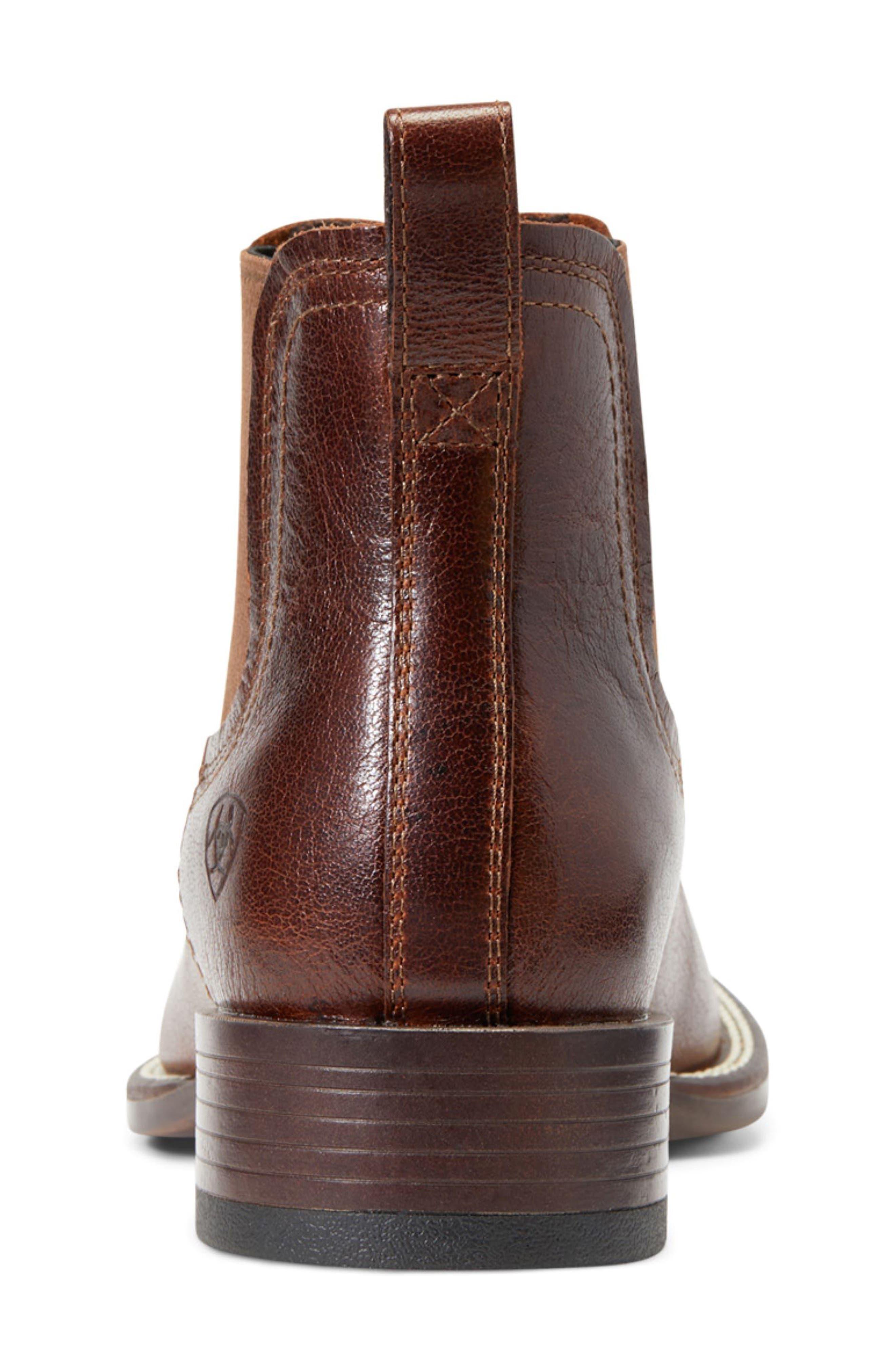 Born casco hotsell boots