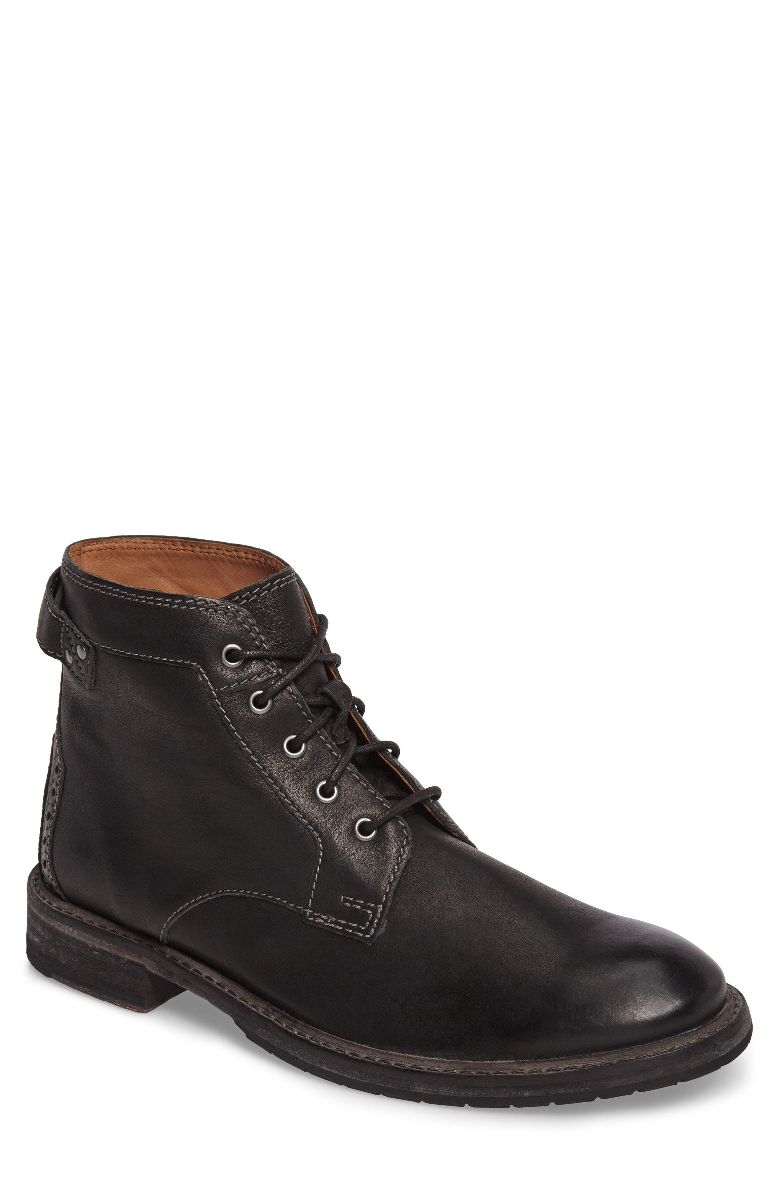 clarkdale bud plain toe boot