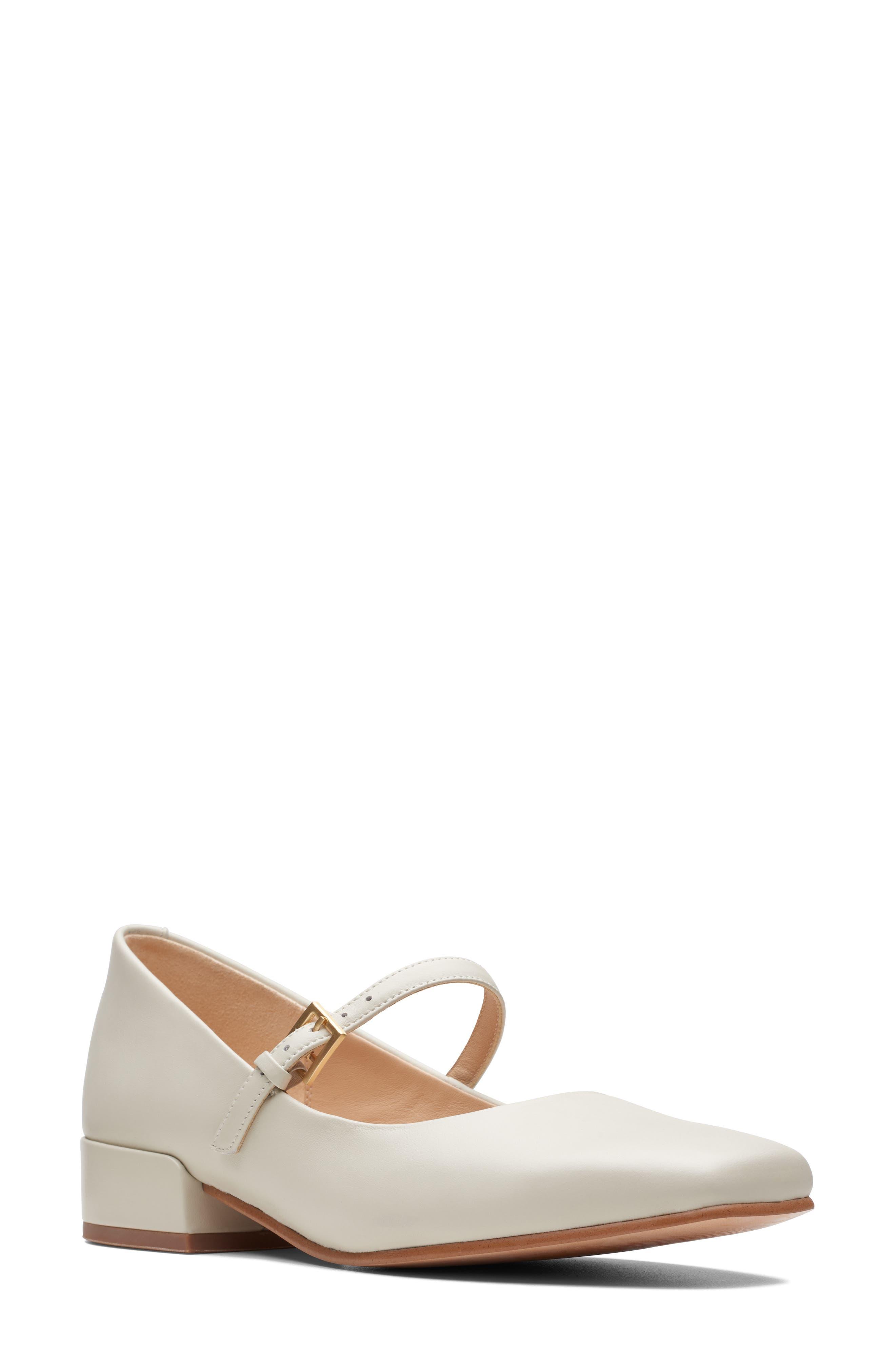 Clarks Clarks(r) Seren Mary Jane Pump in Natural Lyst