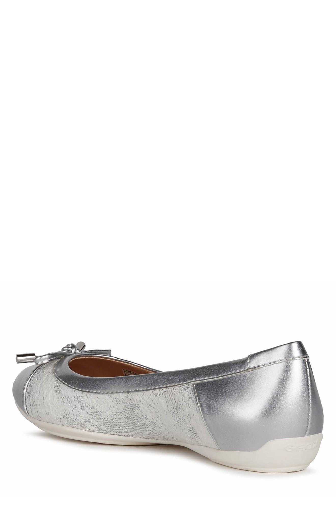 Geox Charlene Leather Panel Bow Flat in White | Lyst