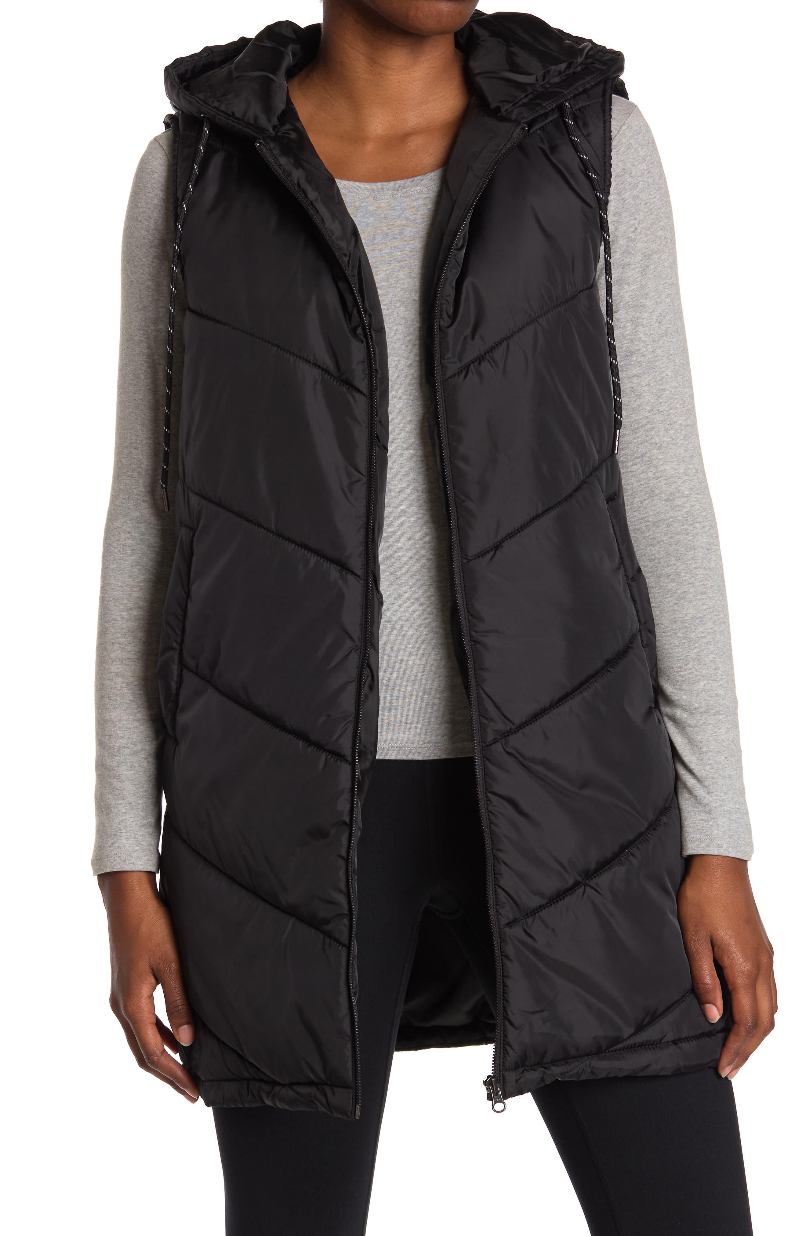 Zella Puffer Vest in Black Lyst