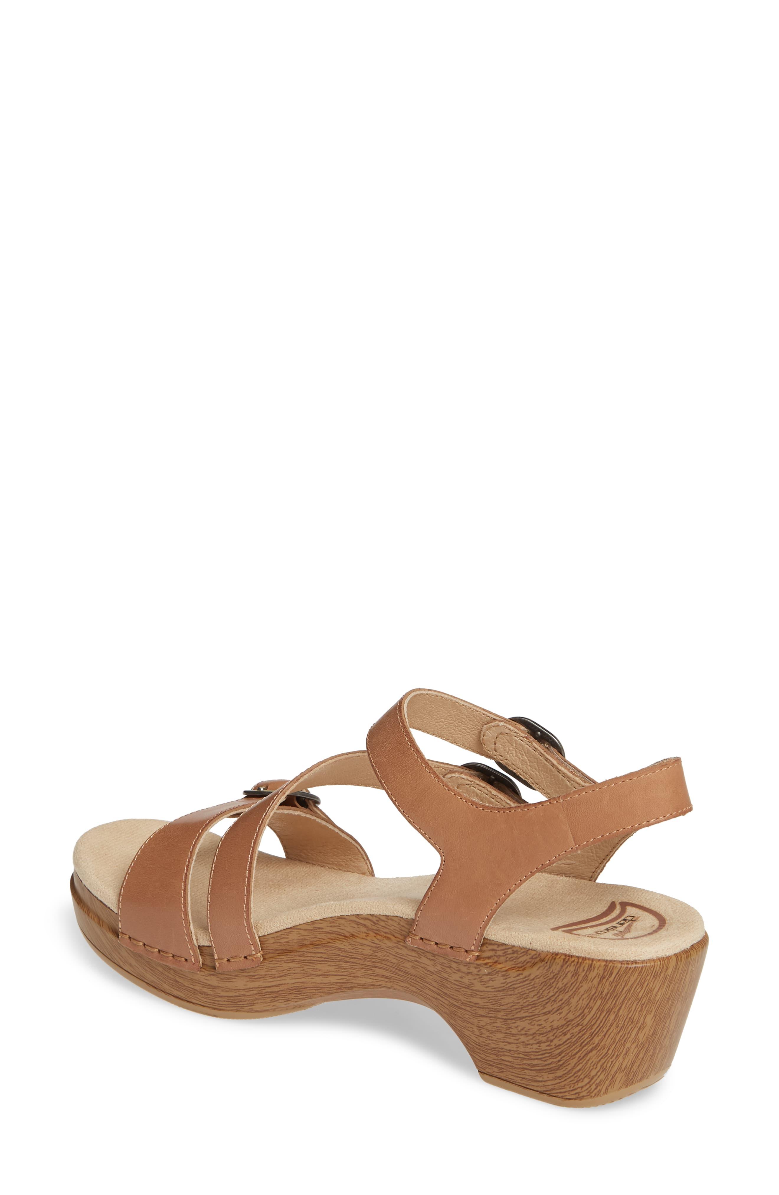 dansko sacha sandal