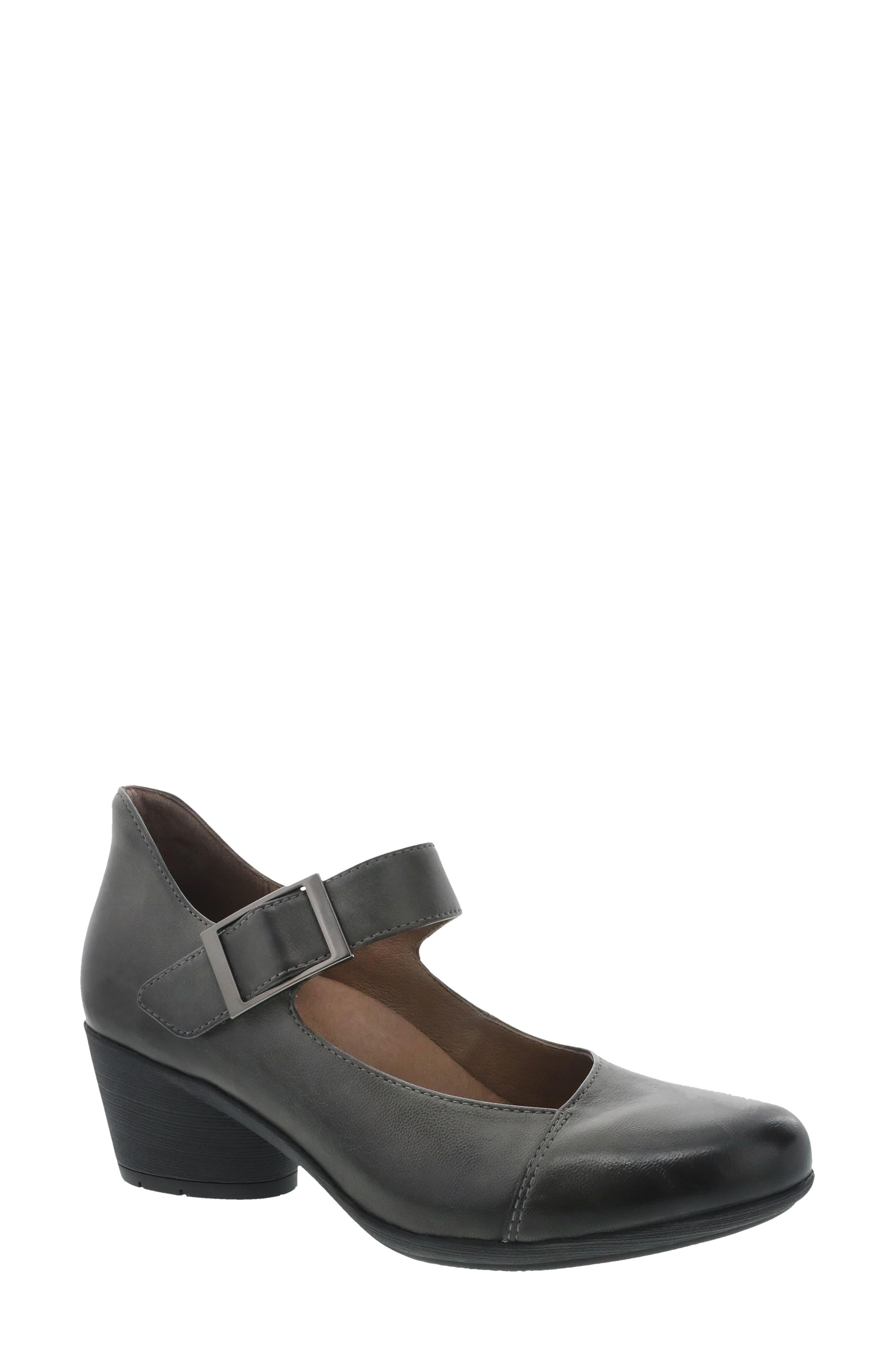 dansko roxanne